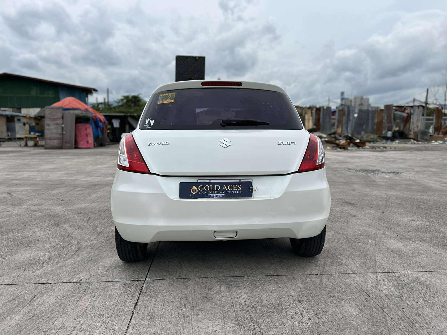 2015 SUZUKI SWIFT 1.2L AUTOMATIC TRANSMISSION Gold Aces Car Display Center