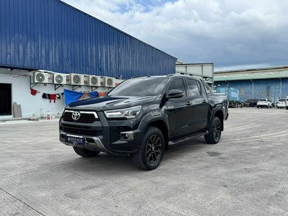 2022 TOYOTA HILUX 2.4L 4X2 CONQUEST MANUAL TRANSMISSION Gold Aces Car Display Center