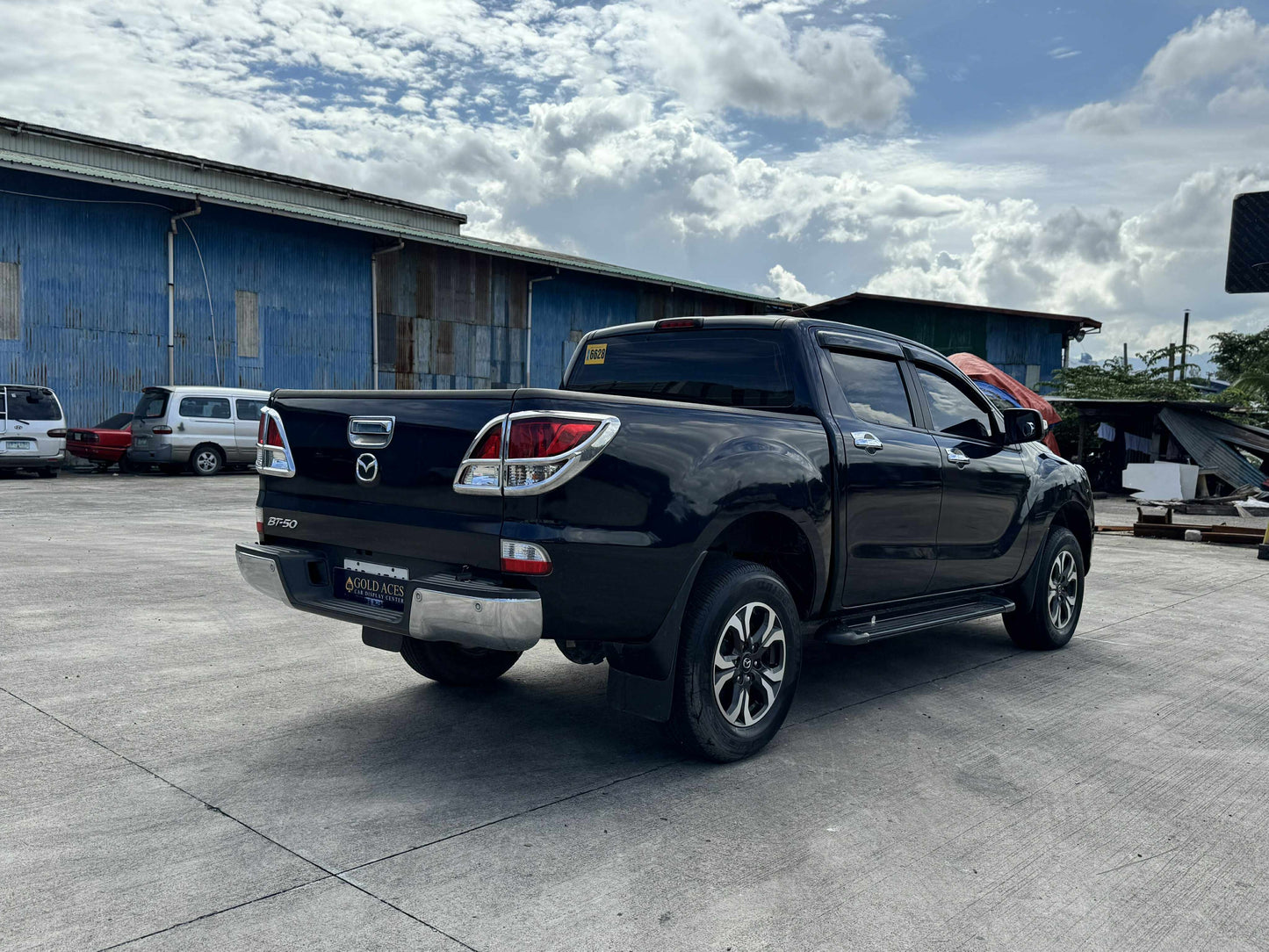 2018 MAZDA BT50 2.2L 4X2 AUTOMATIC TRANSMISSION (33T KMS ONLY!) Gold Aces Car Display Center