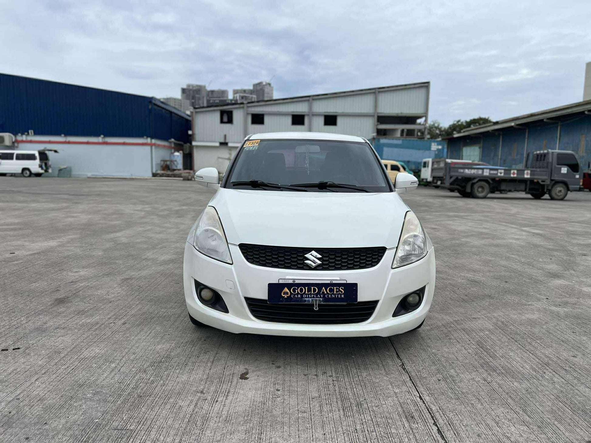 2015 SUZUKI SWIFT 1.2L AUTOMATIC TRANSMISSION Gold Aces Car Display Center