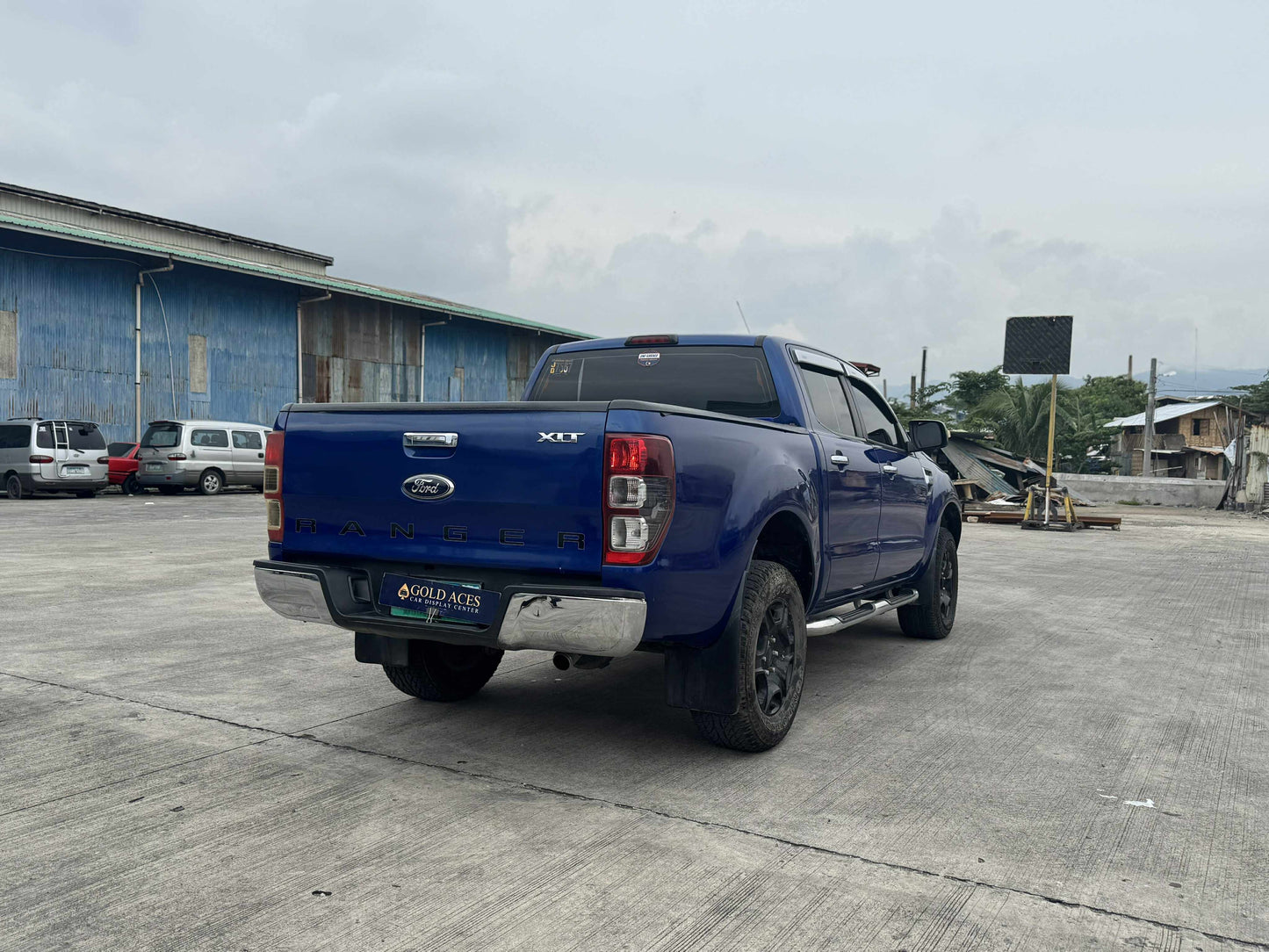 2013 FORD RANGER XLT 2.2L 4X2 DSL MANUAL TRANSMISSION Gold Aces Car Display Center