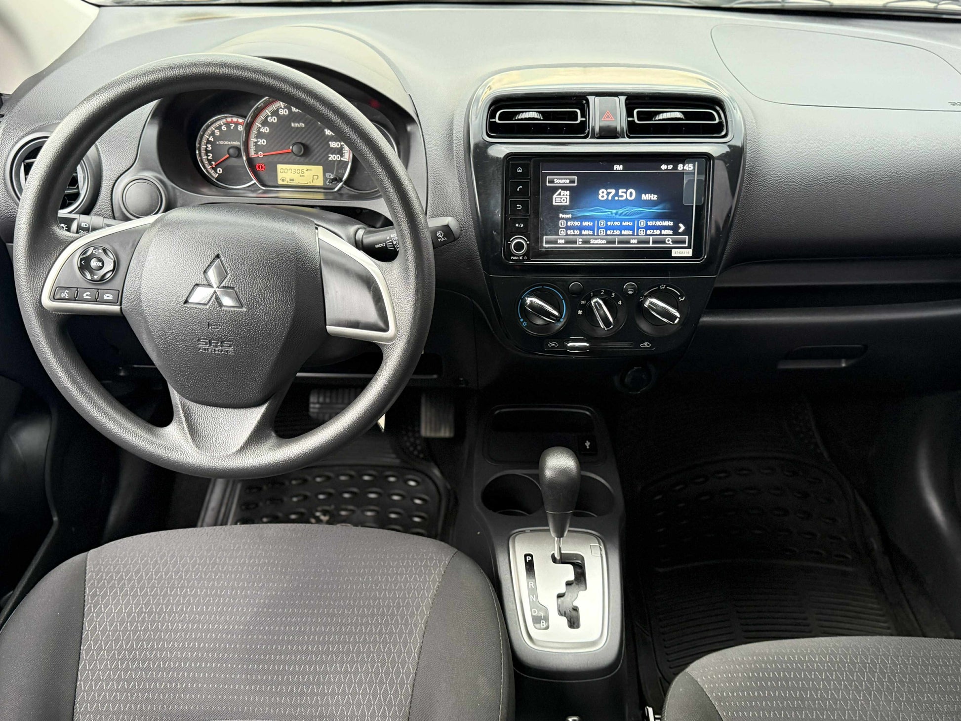 2023 MITSUBISHI MIRAGE G4 GLX 1.2L AUTOMATIC TRANSMISSION (7T KMS ONLY!) Gold Aces Car Display Center