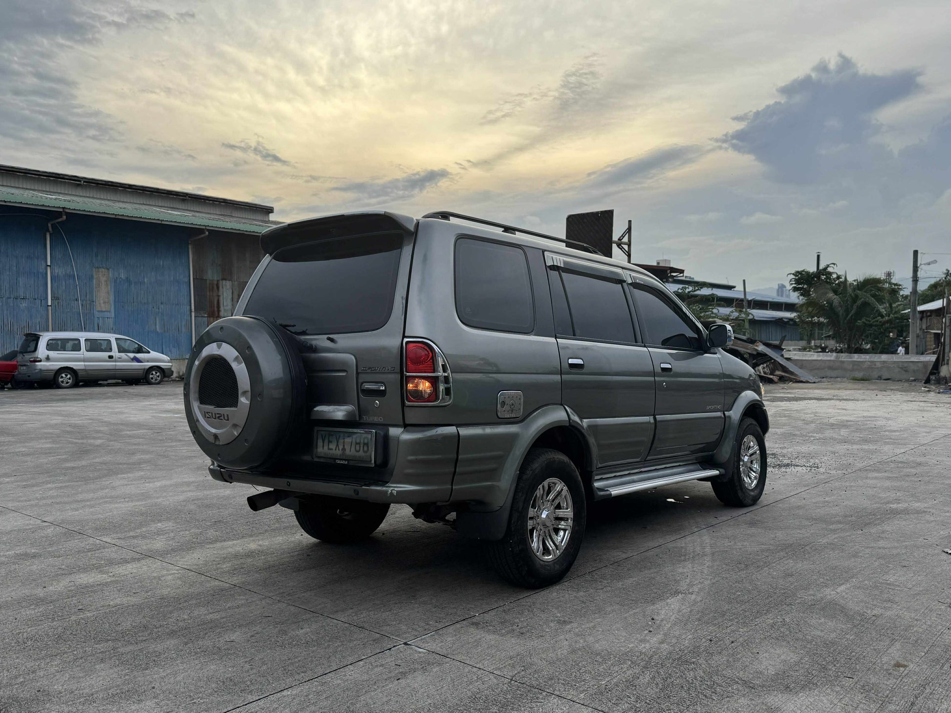 2007 ISUZU SPORTIVO 2.5L AUTOMATIC TRANSMISSION Gold Aces Car Display Center