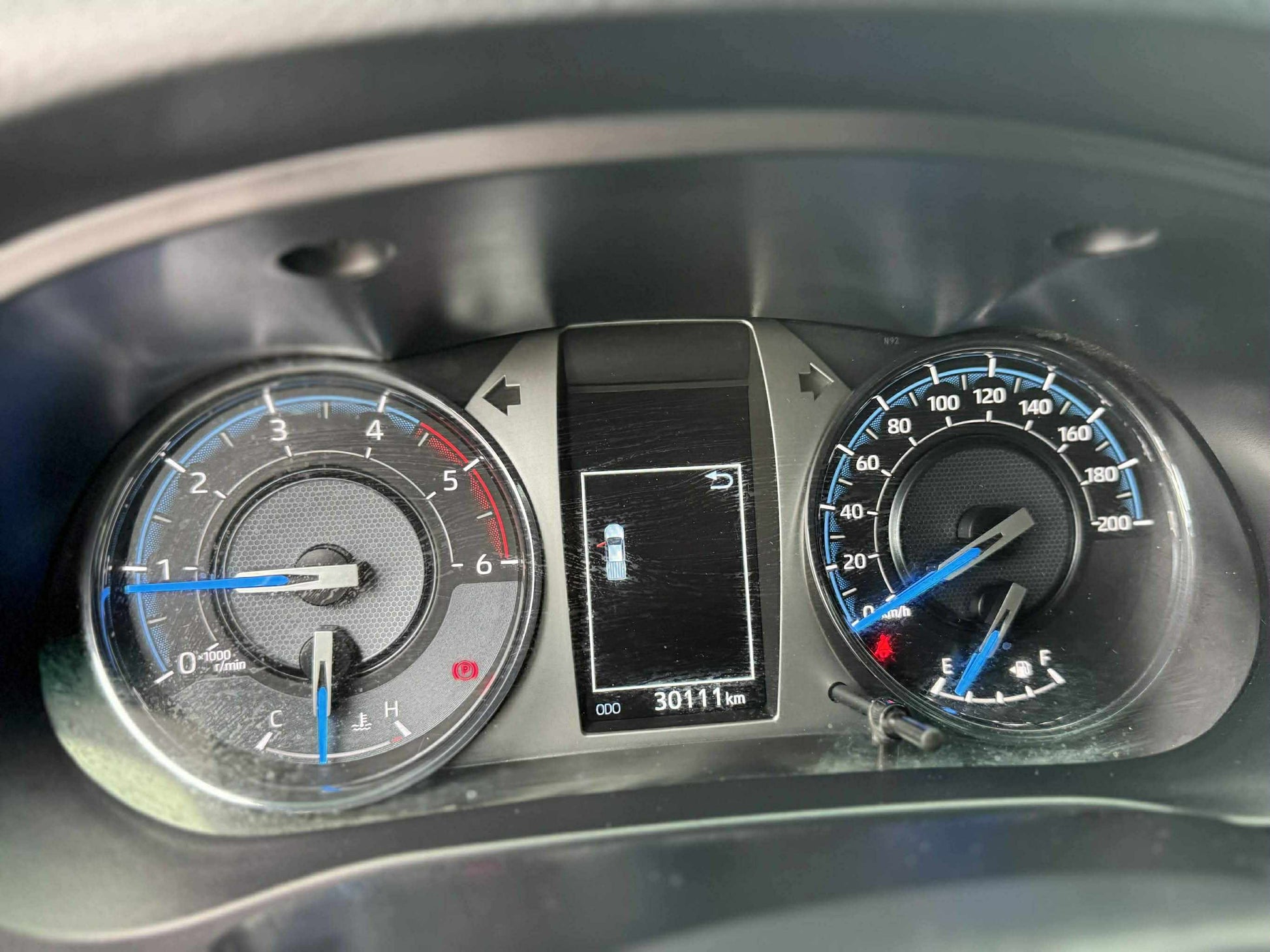 2022 TOYOTA HILUX 2.4L 4X2 CONQUEST MANUAL TRANSMISSION Gold Aces Car Display Center