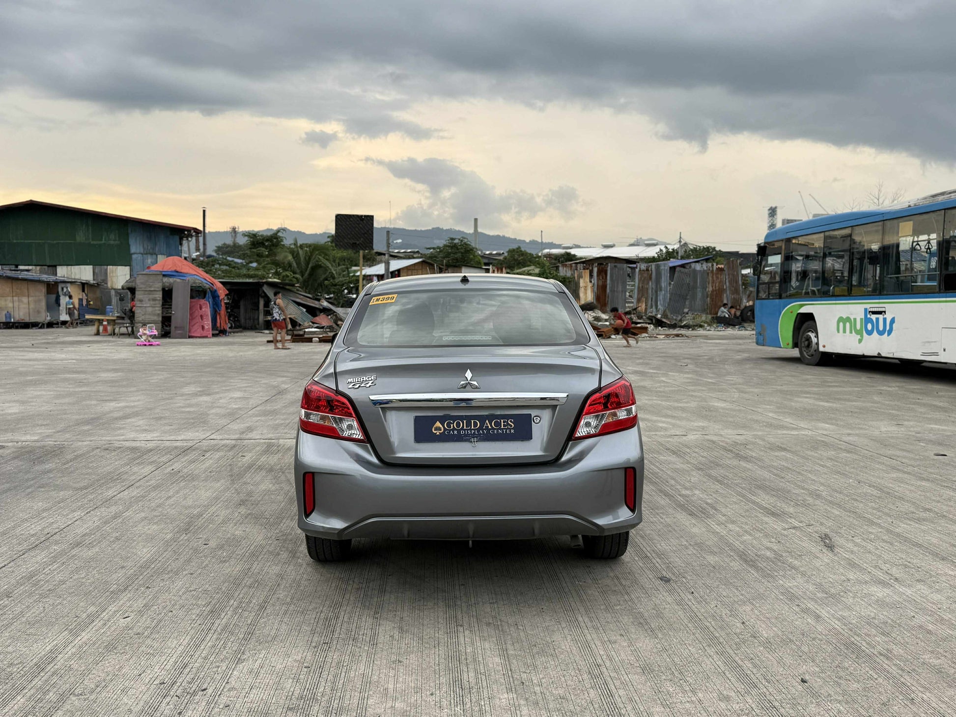 2023 MITSUBISHI MIRAGE G4 GLX 1.2L AUTOMATIC TRANSMISSION (7T KMS ONLY!) Gold Aces Car Display Center