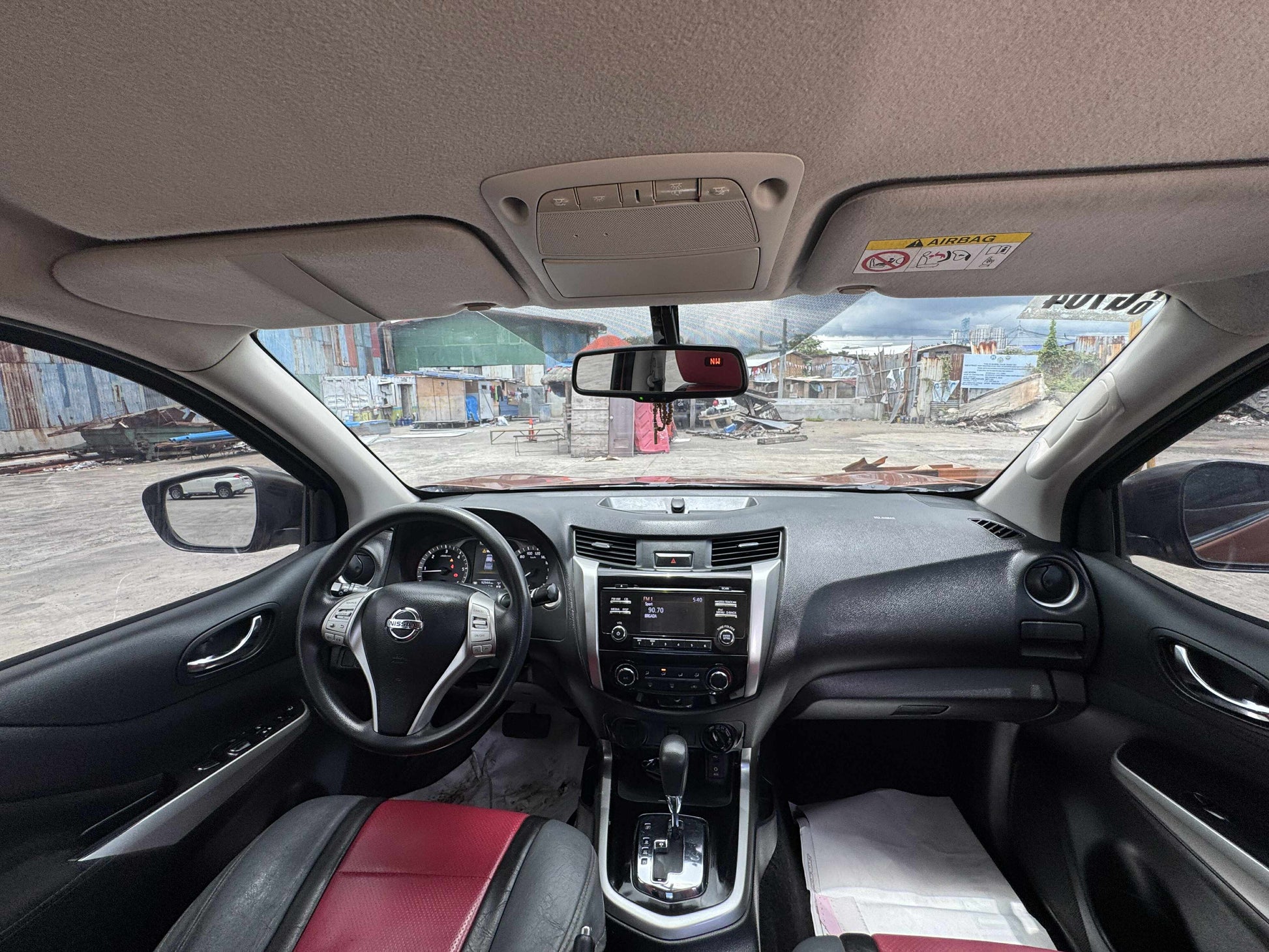 2018 NISSAN NAVARA 2.5L4X2 VL AUTOMATIC TRANSMISSION Gold Aces Car Display Center