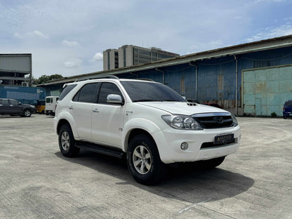 2007 TOYOTA FORTUNER 3.0L 4X4 AUTOMATIC TRANSMISSION Gold Aces Car Display Center
