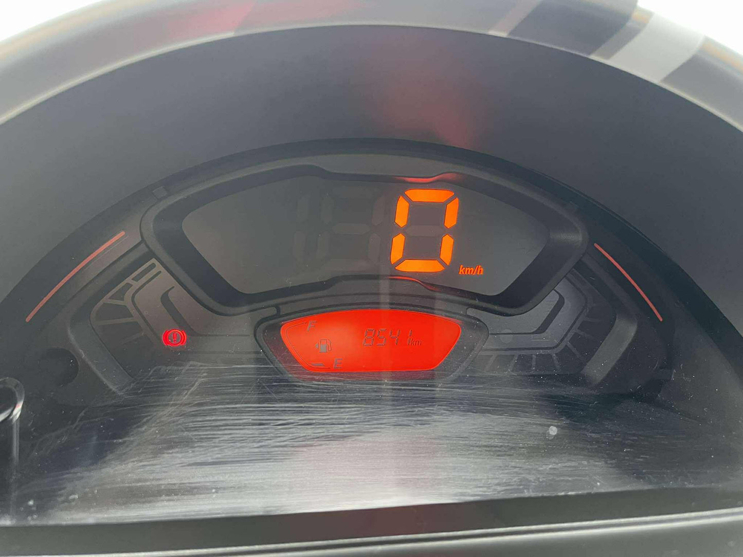 2023 SUZUKI SPRESSO 1.0L GL MANUAL TRANSMISSION Gold Aces Car Display Center