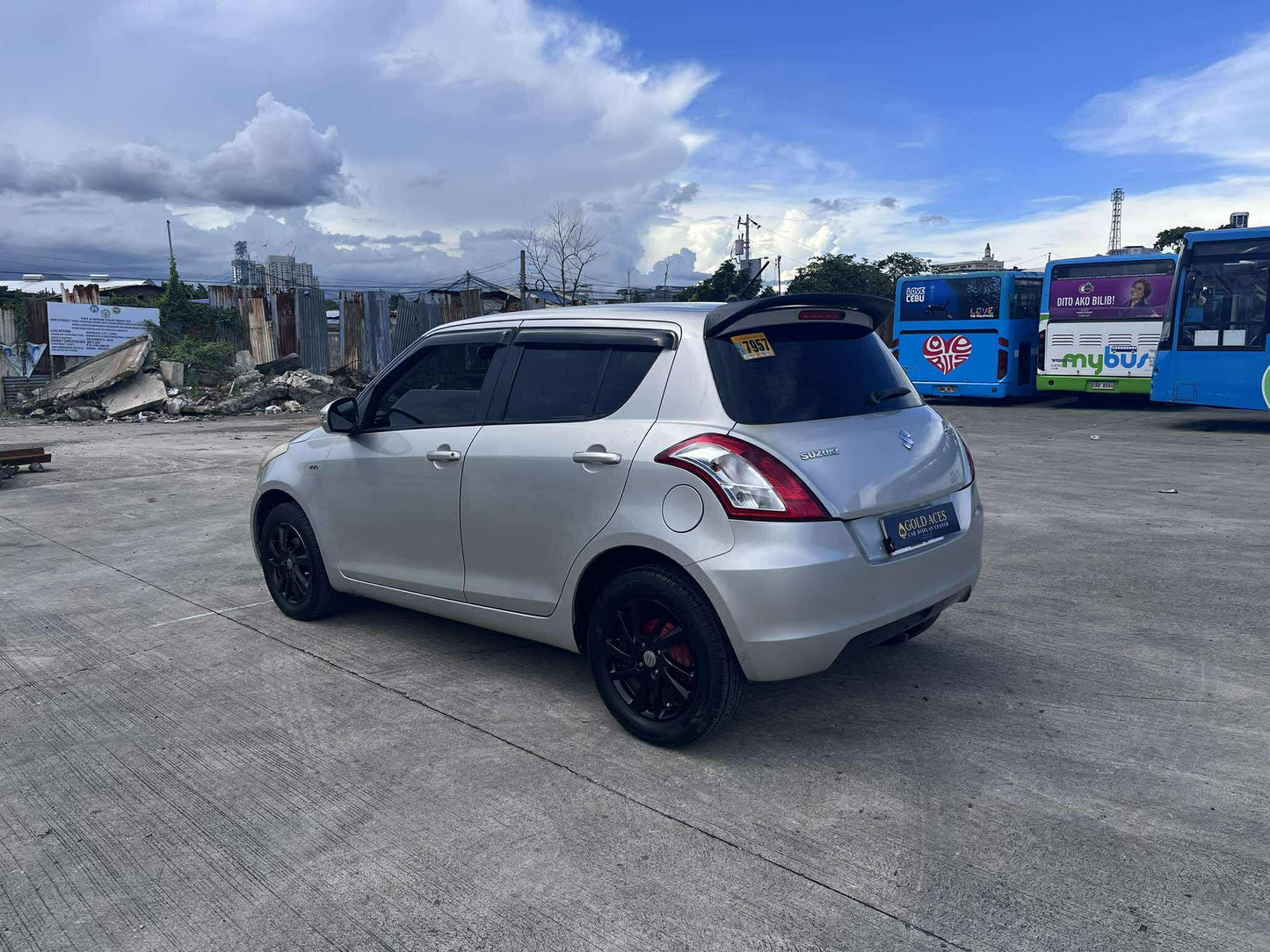 2015 SUZUKI SWIFT 1.2L AUTOMATIC TRANSMISSION Gold Aces Car Display Center