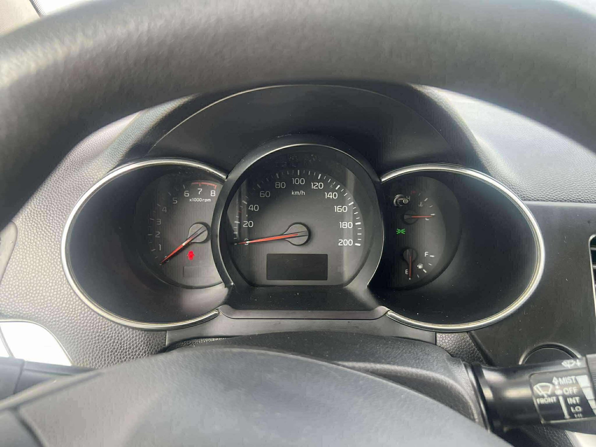 2016 KIA PICANTO 1.2L EX AUTOMATIC TRANSMISSION Gold Aces Car Display Center