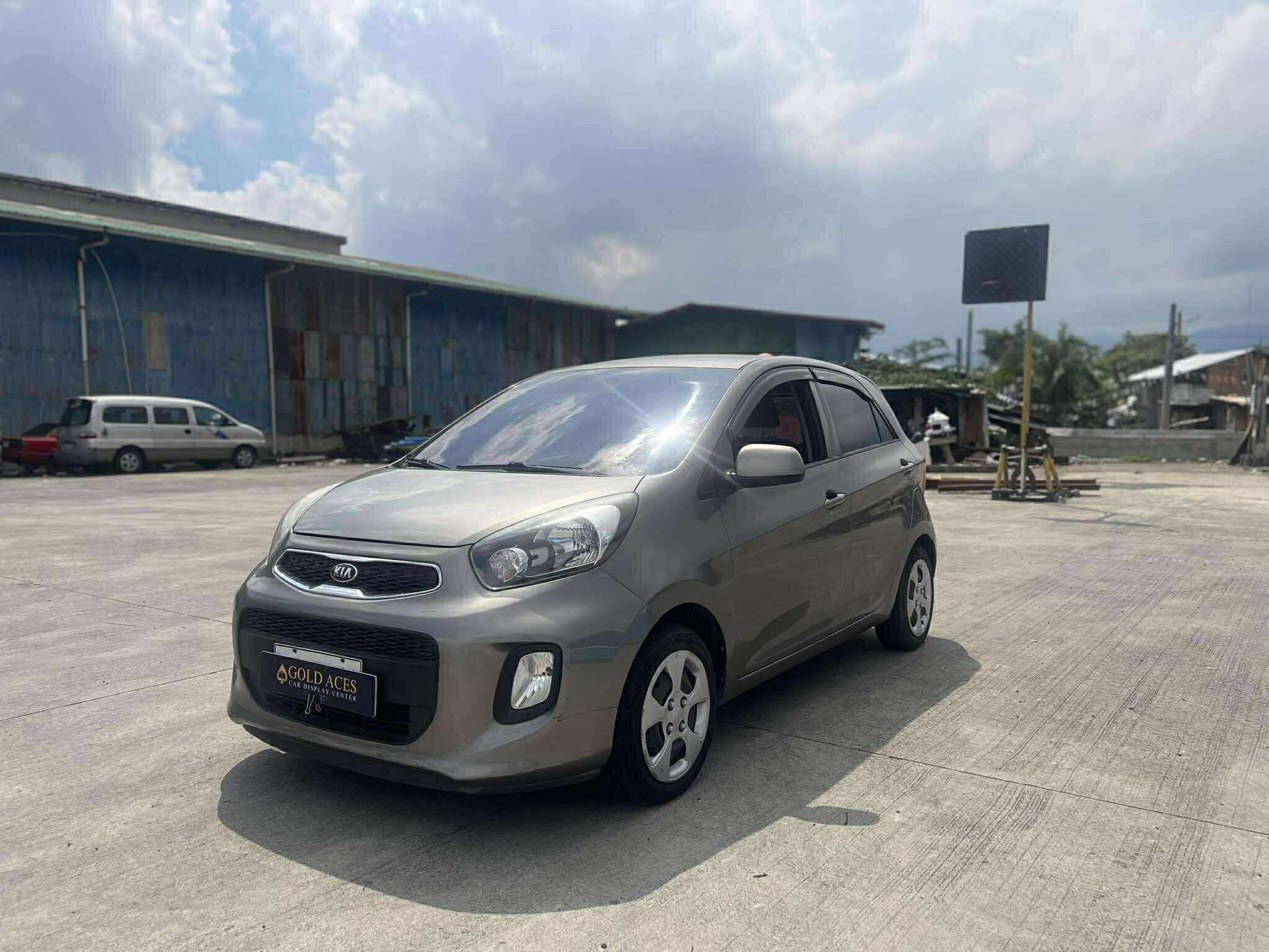 2016 KIA PICANTO 1.2L EX AUTOMATIC TRANSMISSION Gold Aces Car Display Center