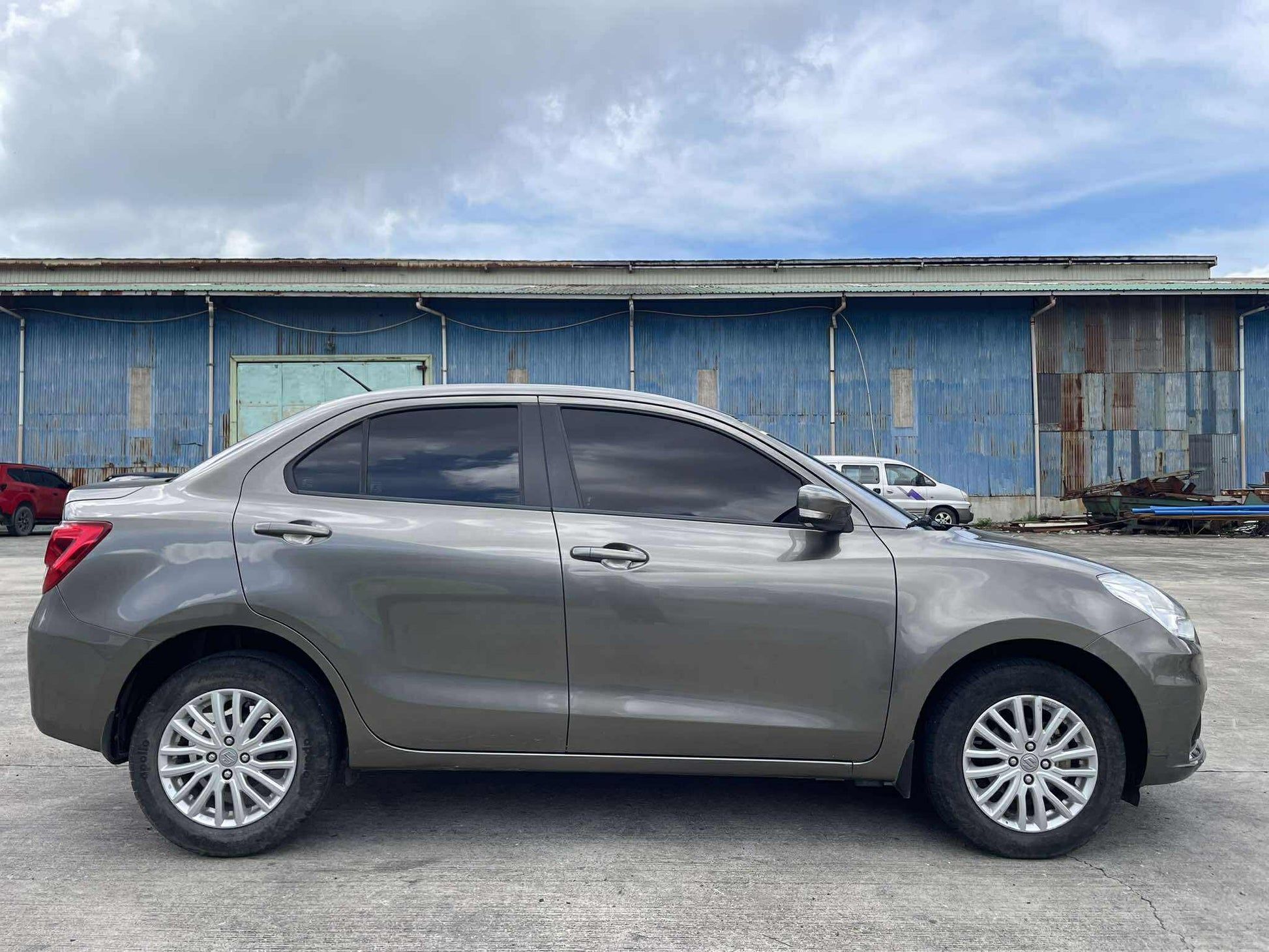 2022 SUZUKI DZIRE 1.2 GL AUTOMATIC TRANSMISSION (22T KMS ONLY!) Gold Aces Car Display Center