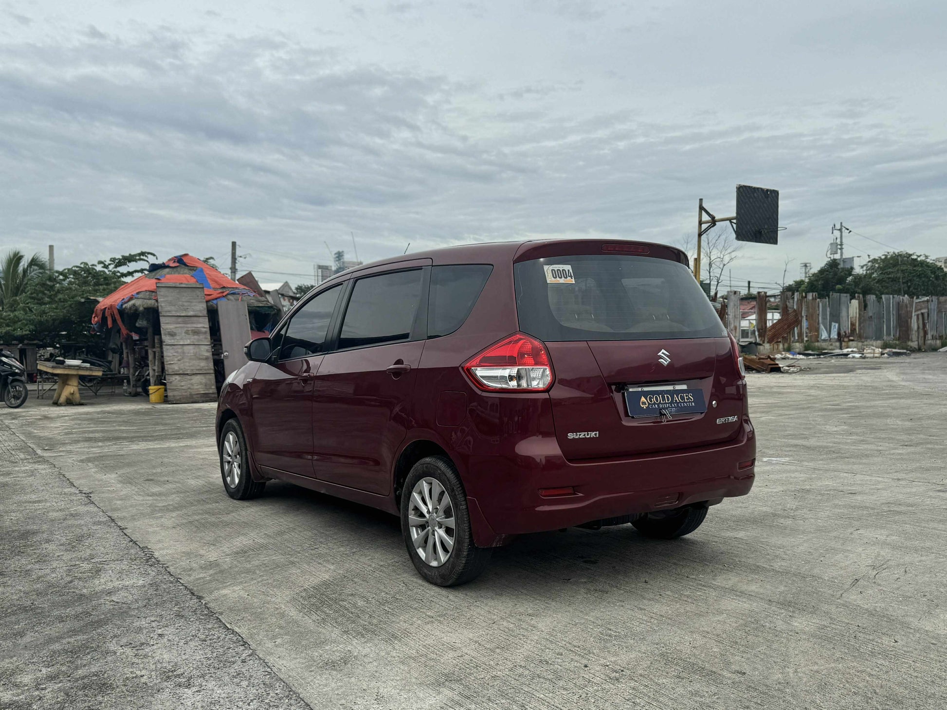 2015 SUZUKI ERTIGA 1.3L MANUAL TRANSMISSION Gold Aces Car Display Center