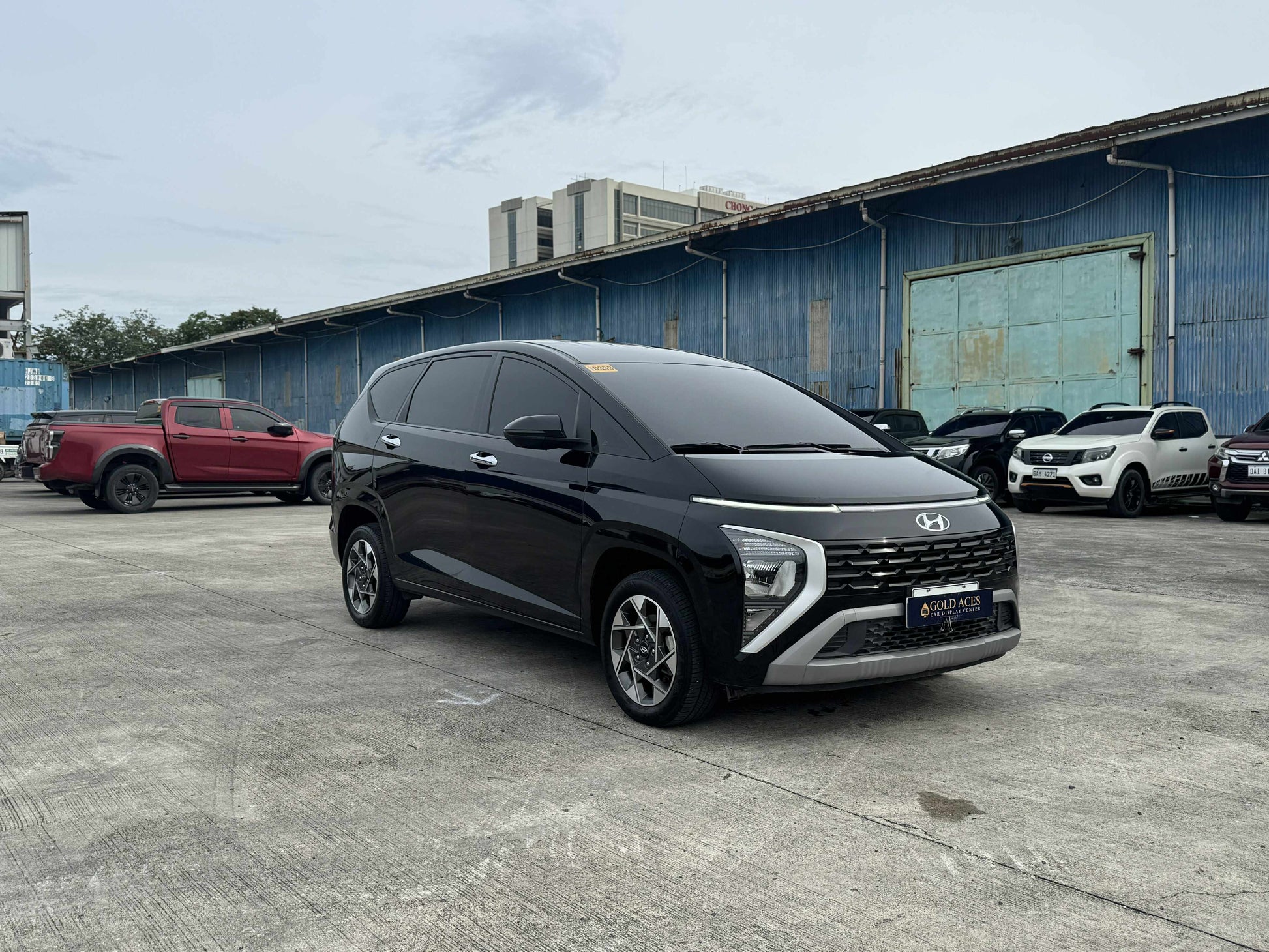 2024 HYUNDAI STARGAZER 1.5 GLS GAS AUTOMATIC TRANSMISSION (4T KMS ONLY!) Gold Aces Car Display Center