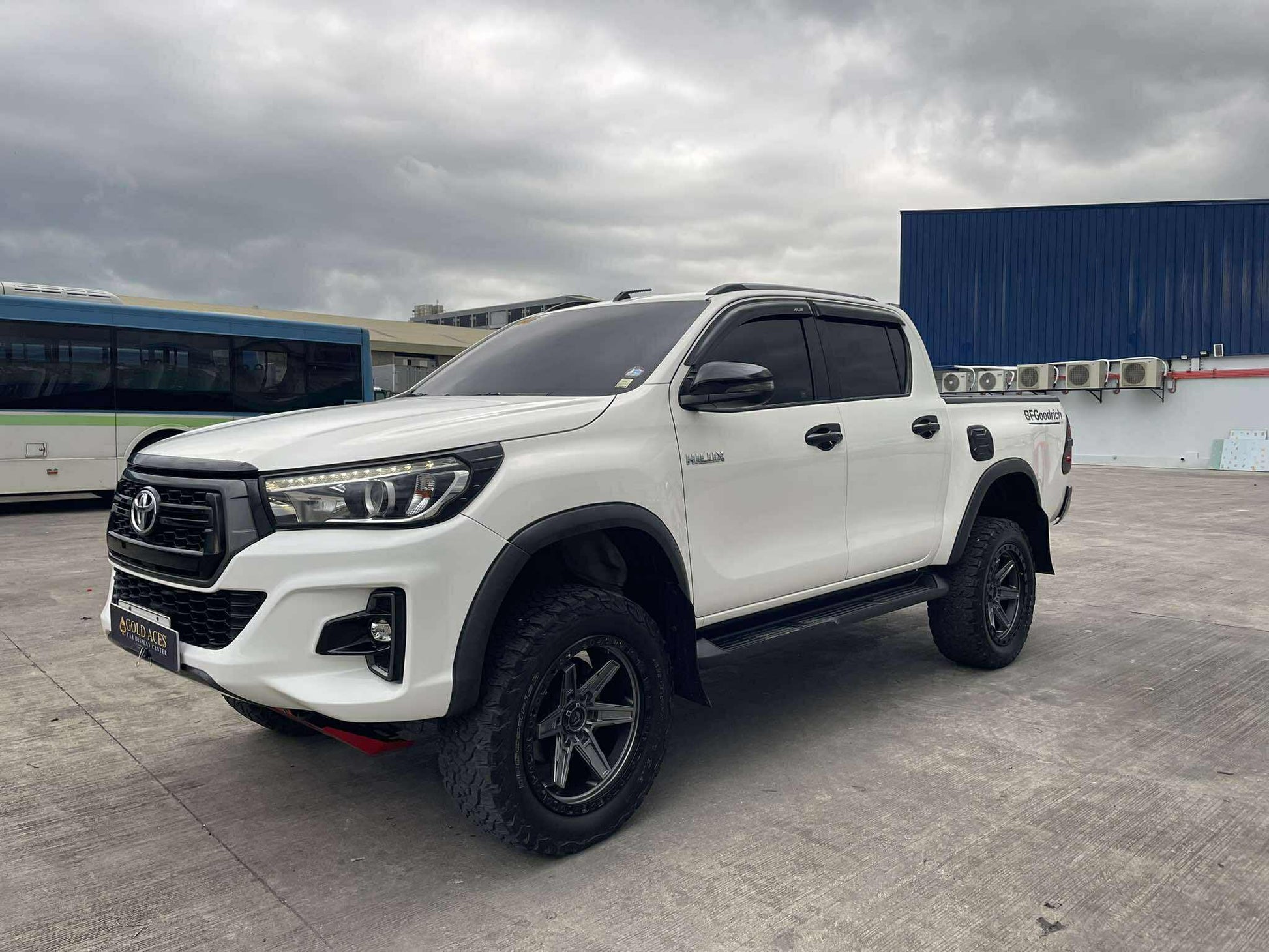2020 TOYOTA HILUX CONQUEST 2.4L AUTOMATIC TRANSMISSION (35T KMS ONLY!) Gold Aces Car Display Center