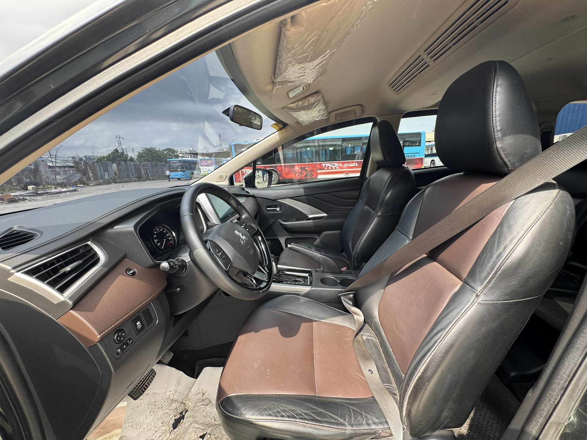 2021 MITSUBISHI XPANDER CROSS 1.5L AUTOMATIC TRANSMISSION Gold Aces Car Display Center