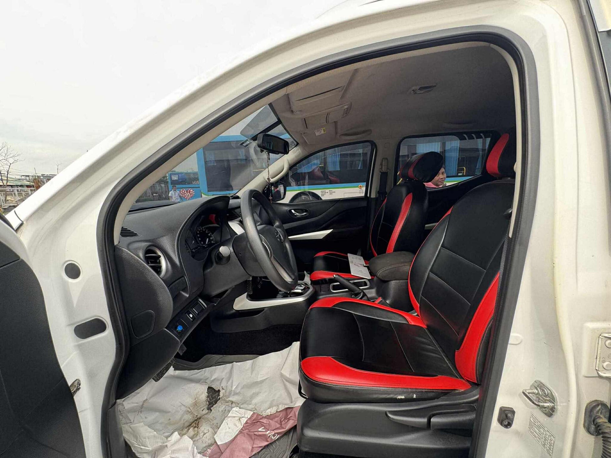 2018 NISSAN NAVARA 2.5L EL AUTOMATIC TRANSMISSION Gold Aces Car Display Center