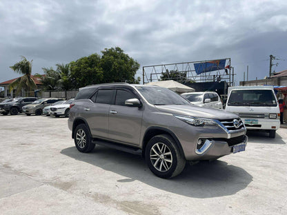 2016 TOYOTA FORTUNER 2.4L V 4X2 AUTOMATIC TRANSMISSION Gold Aces Car Display Center