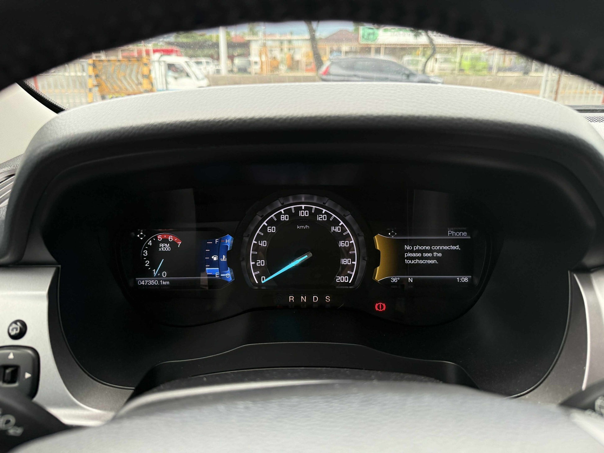 2016 FORD EVEREST TREND 4X2 2.2L DSL AUTOMATIC TRANSMISSION Gold Aces Car Display Center