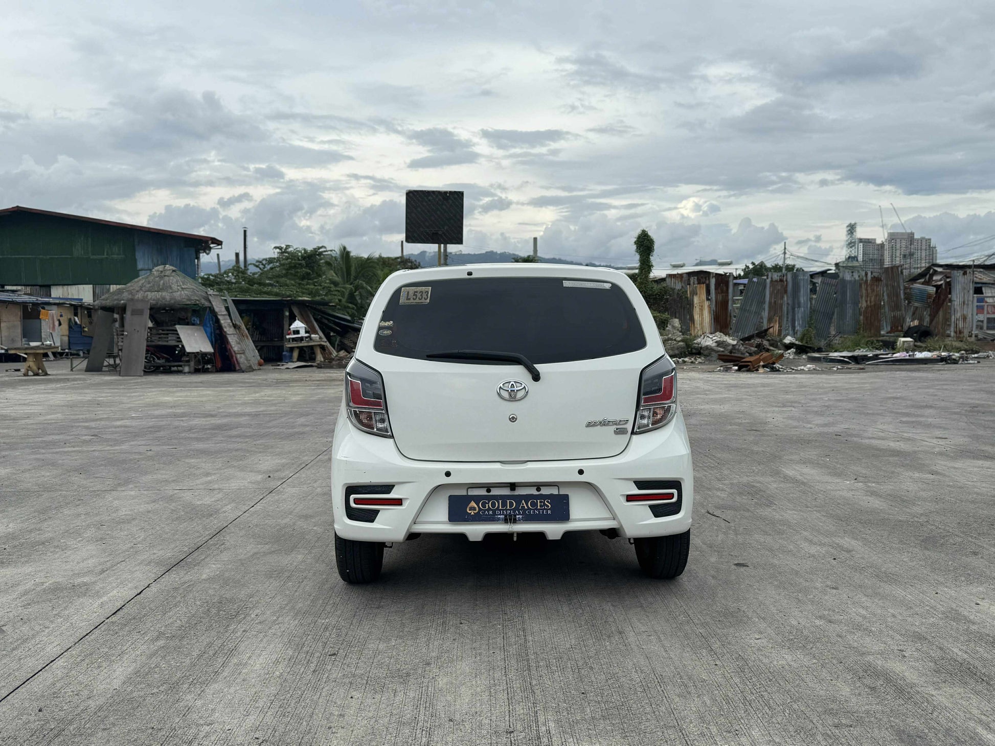 2020 TOYOTA WIGO E 1.0L MANUAL TRANSMISSION Gold Aces Car Display Center