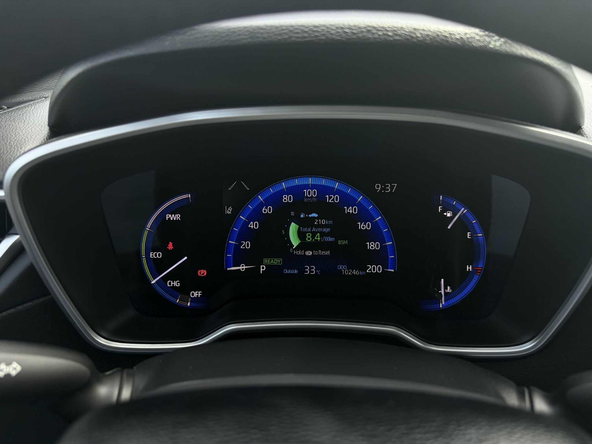 2021 TOYOTA COROLLA CROSS 1.8L HYBRID AUTOMATIC TRANSMISSION (10T KMS ONLY!) Gold Aces Car Display Center