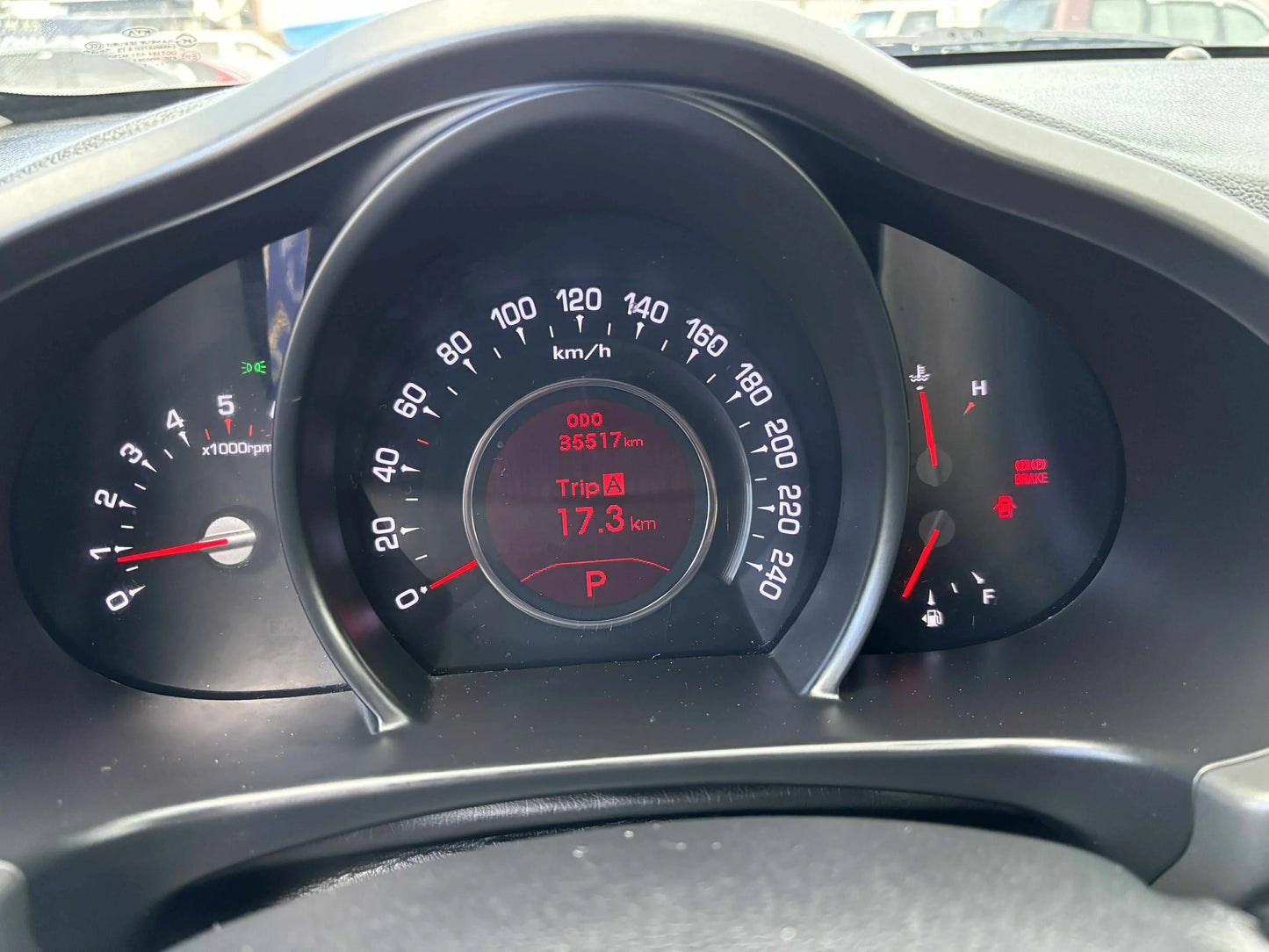 2013 KIA SPORTAGE EX DIESEL 4X2 AUTOMATIC TRANSMISSION Gold Aces Car Display Center