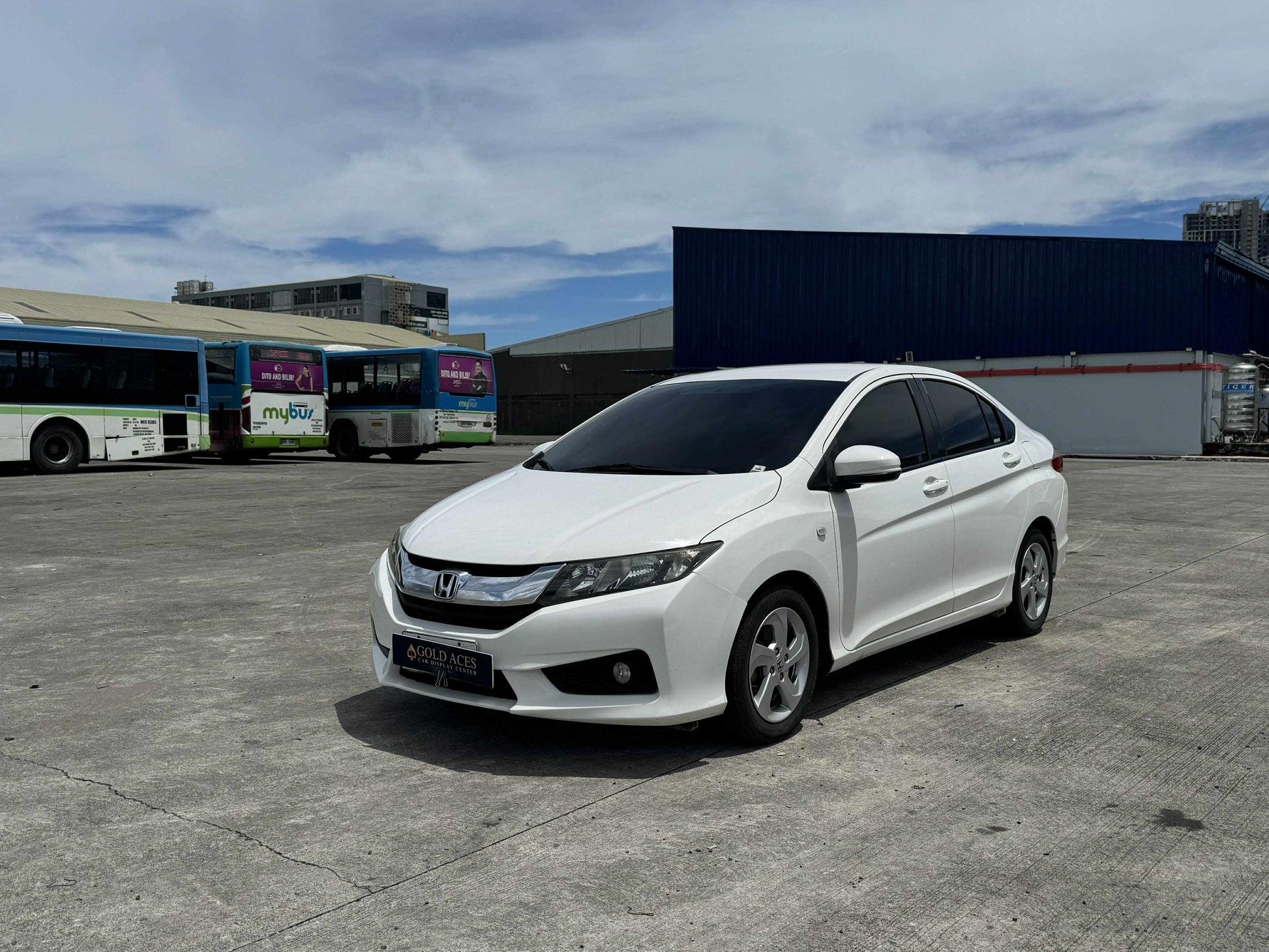 2017 HONDA CITY 1.5L E AUTOMATIC TRANSMISSION (34T KMS ONLY!) Gold Aces Car Display Center