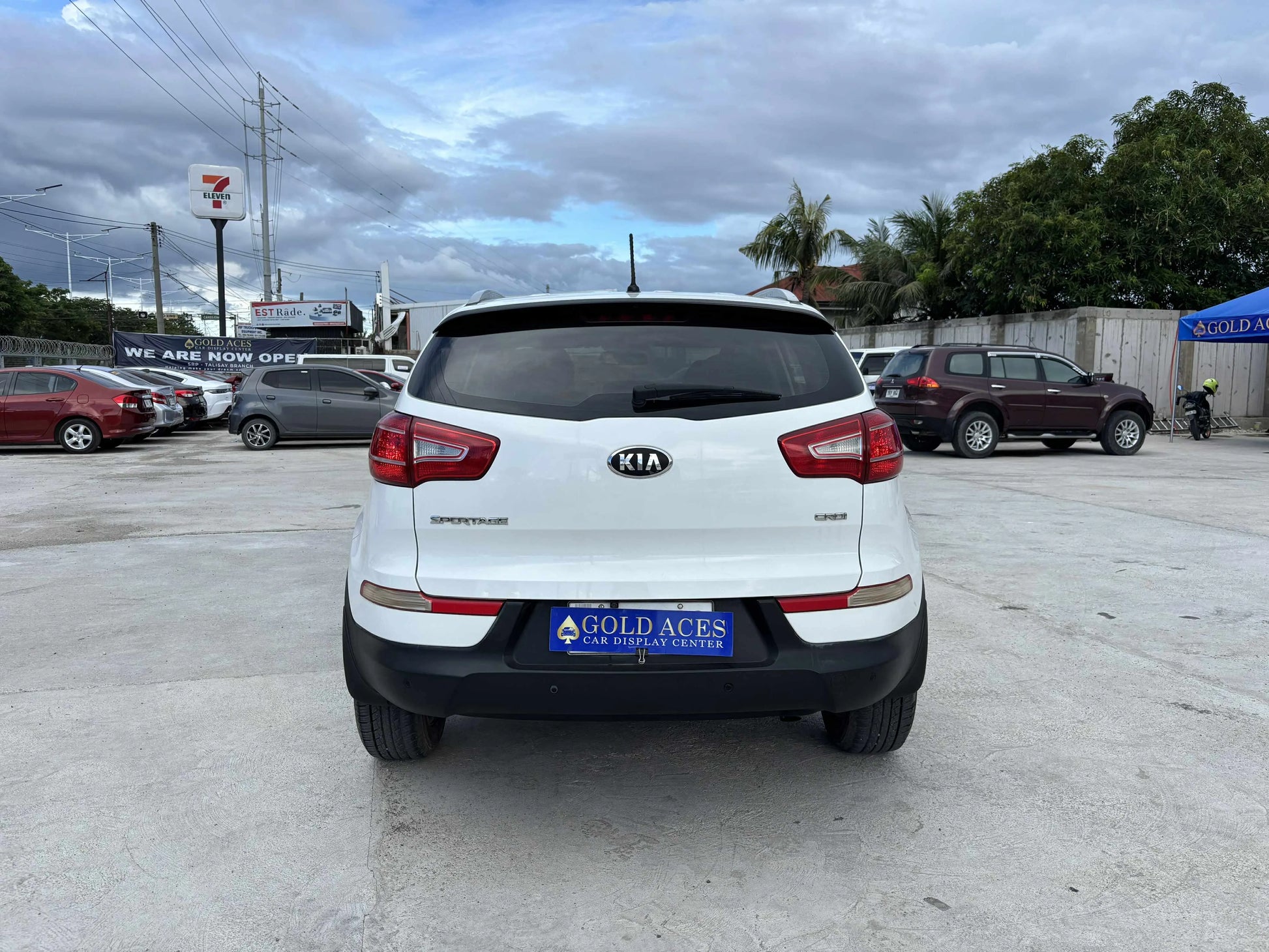 2013 KIA SPORTAGE EX DIESEL 4X2 AUTOMATIC TRANSMISSION Gold Aces Car Display Center