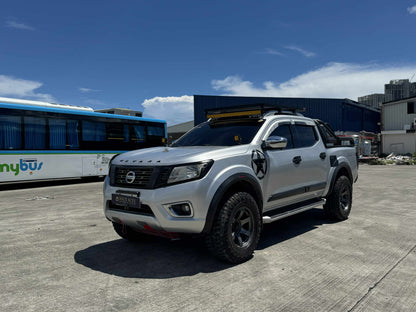 2020 ACQ NISSAN NAVARA 2.5L 4X2 EL AUTOMATIC TRANSMISSION Gold Aces Car Display Center