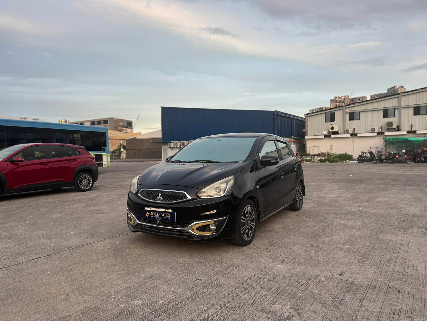 2017 MITSUBISHI MIRAGE HB GLS 1.2L AUTOMATIC TRANSMISSION Gold Aces Car Display Center