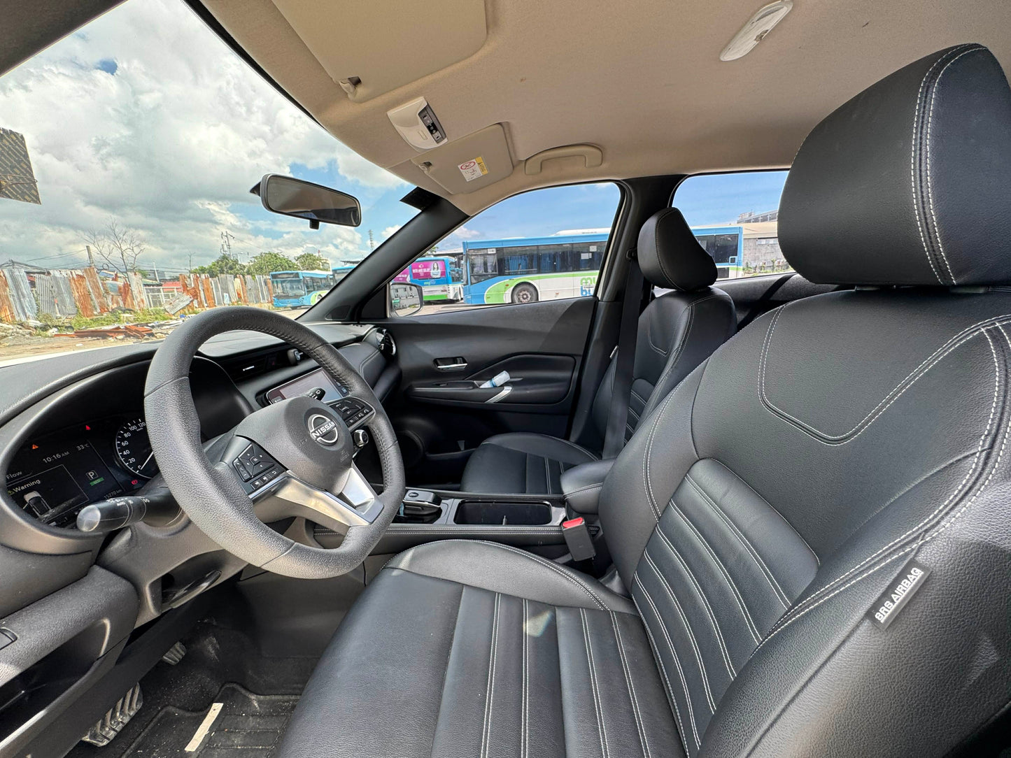 2023 NISSAN KICKS E-POWER HYBRID AUTOMATIC TRANSMISSION (15T KMS ONLY!) Gold Aces Car Display Center