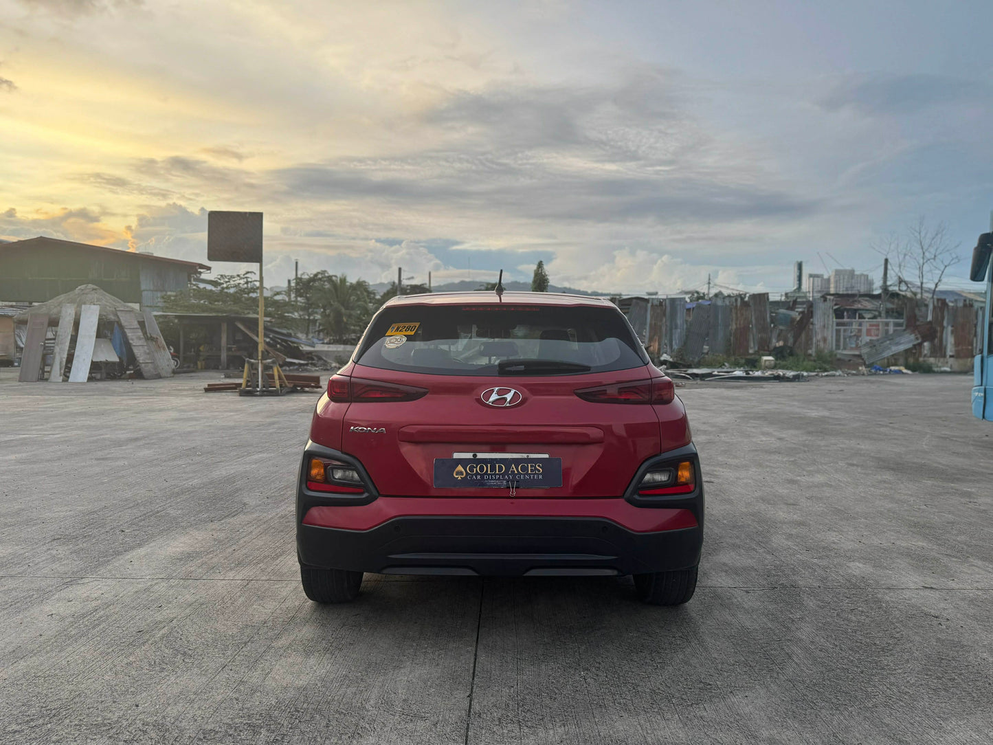 2020 HYUNDAI KONA GLS 2.0L GAS AUTOMATIC TRANSMISSION Gold Aces Car Display Center