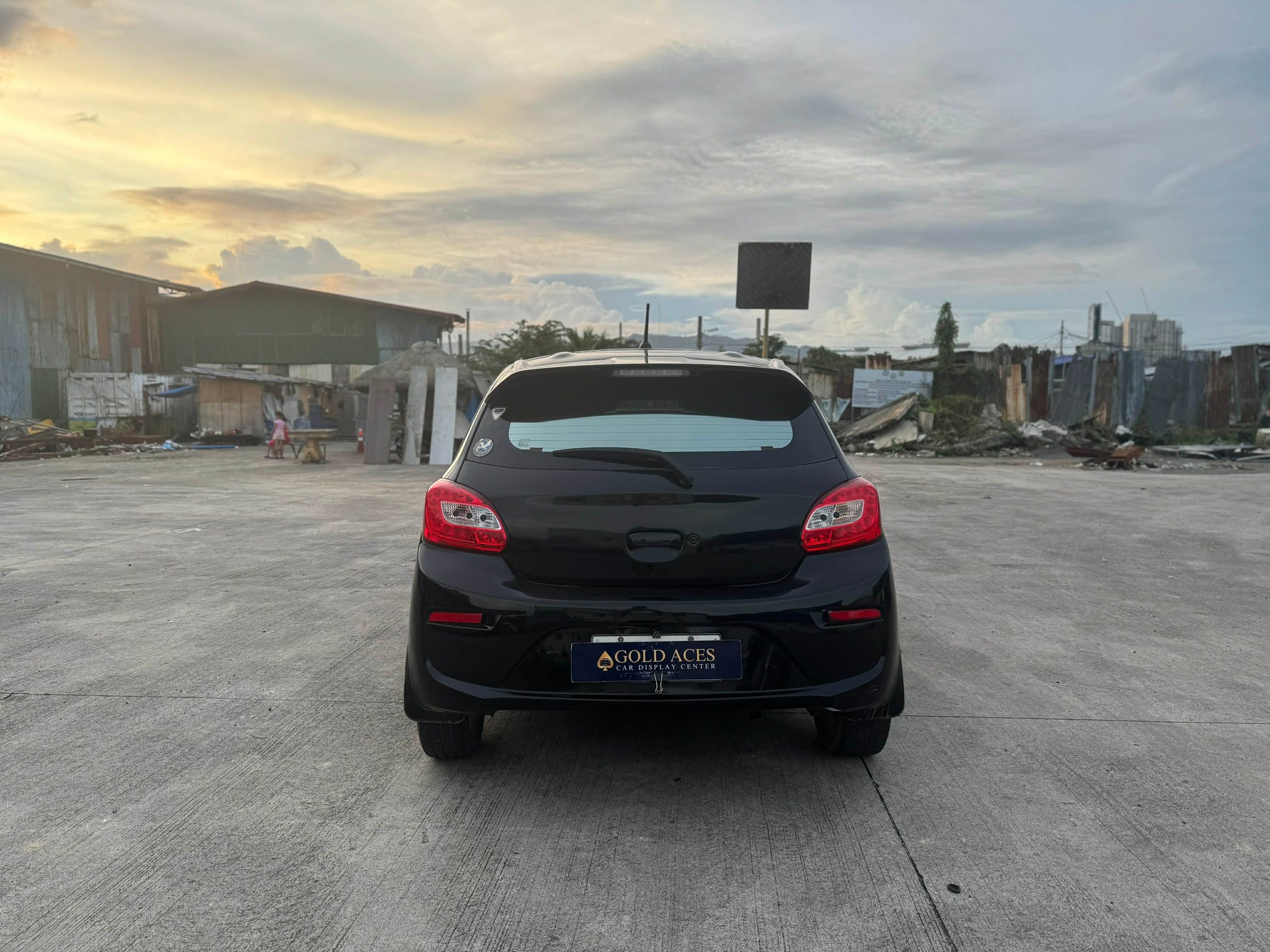 2017 MITSUBISHI MIRAGE HB GLS 1.2L AUTOMATIC TRANSMISSION Gold Aces Car Display Center