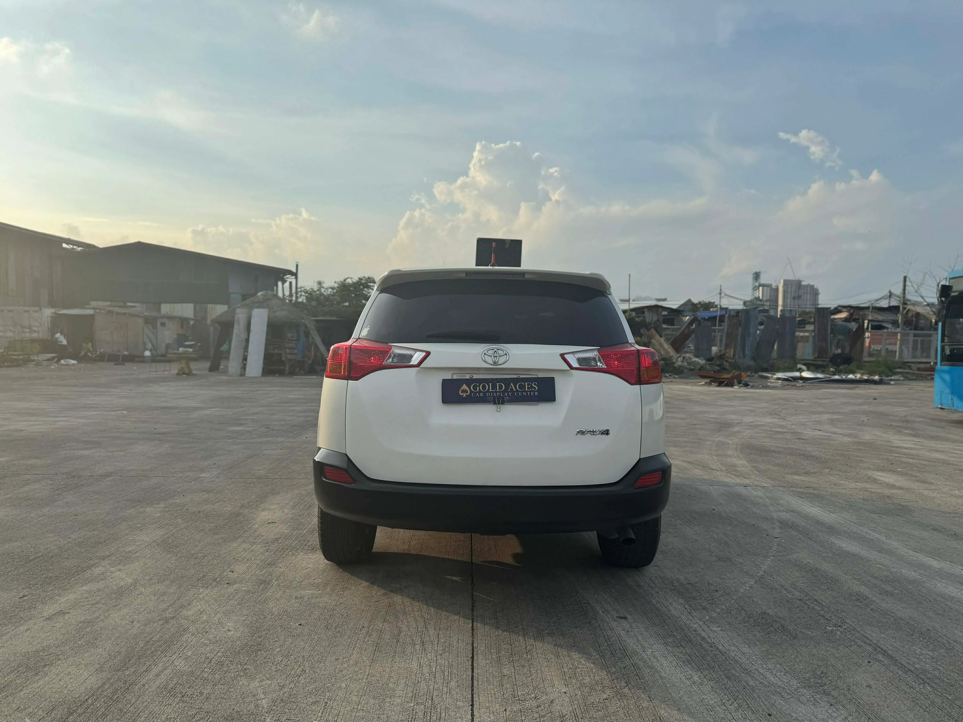 2014 TOYOTA RAV 4 2.5L GAS AUTOMATIC TRANSMISSION Gold Aces Car Display Center