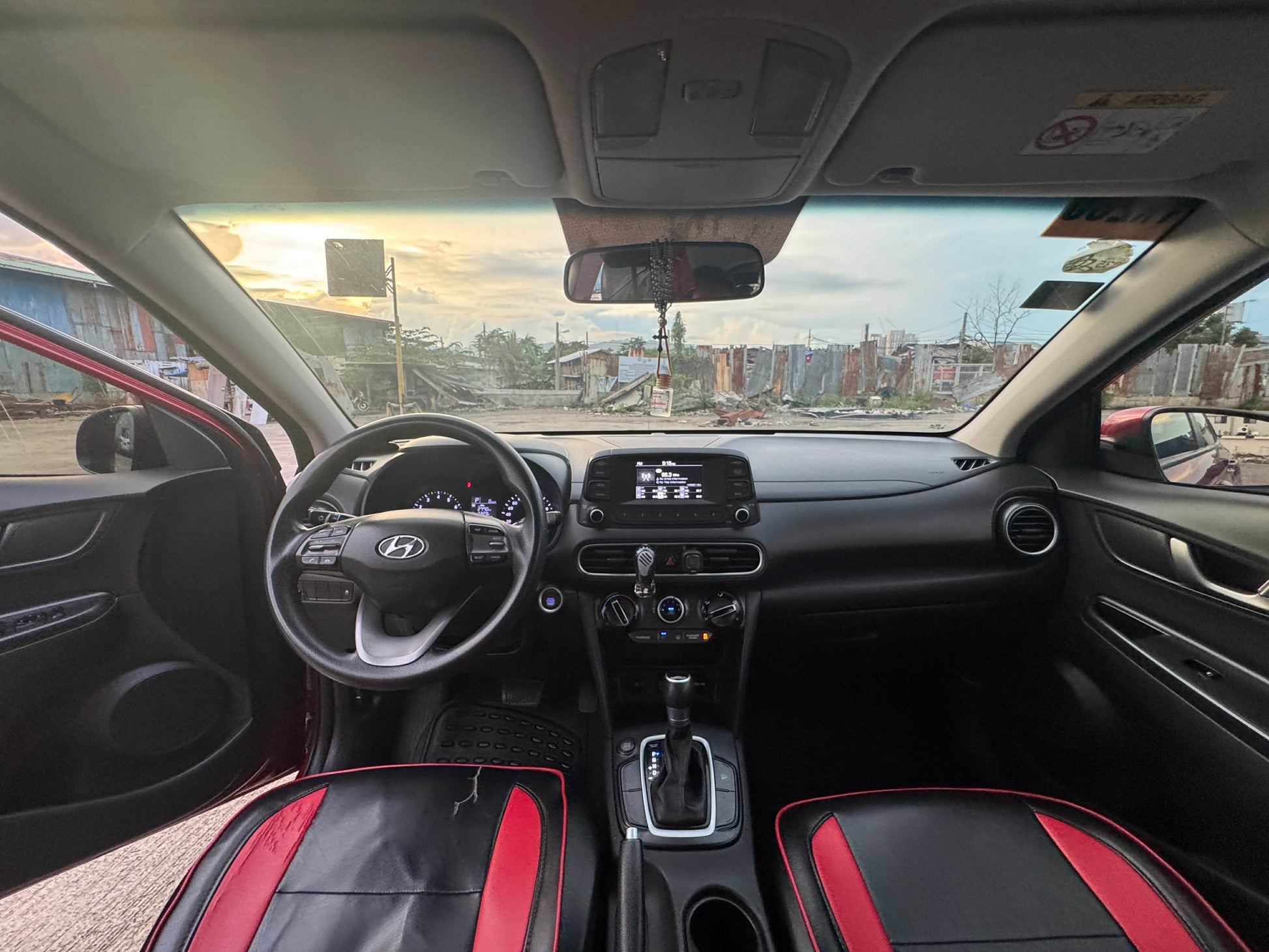 2020 HYUNDAI KONA GLS 2.0L GAS AUTOMATIC TRANSMISSION Gold Aces Car Display Center