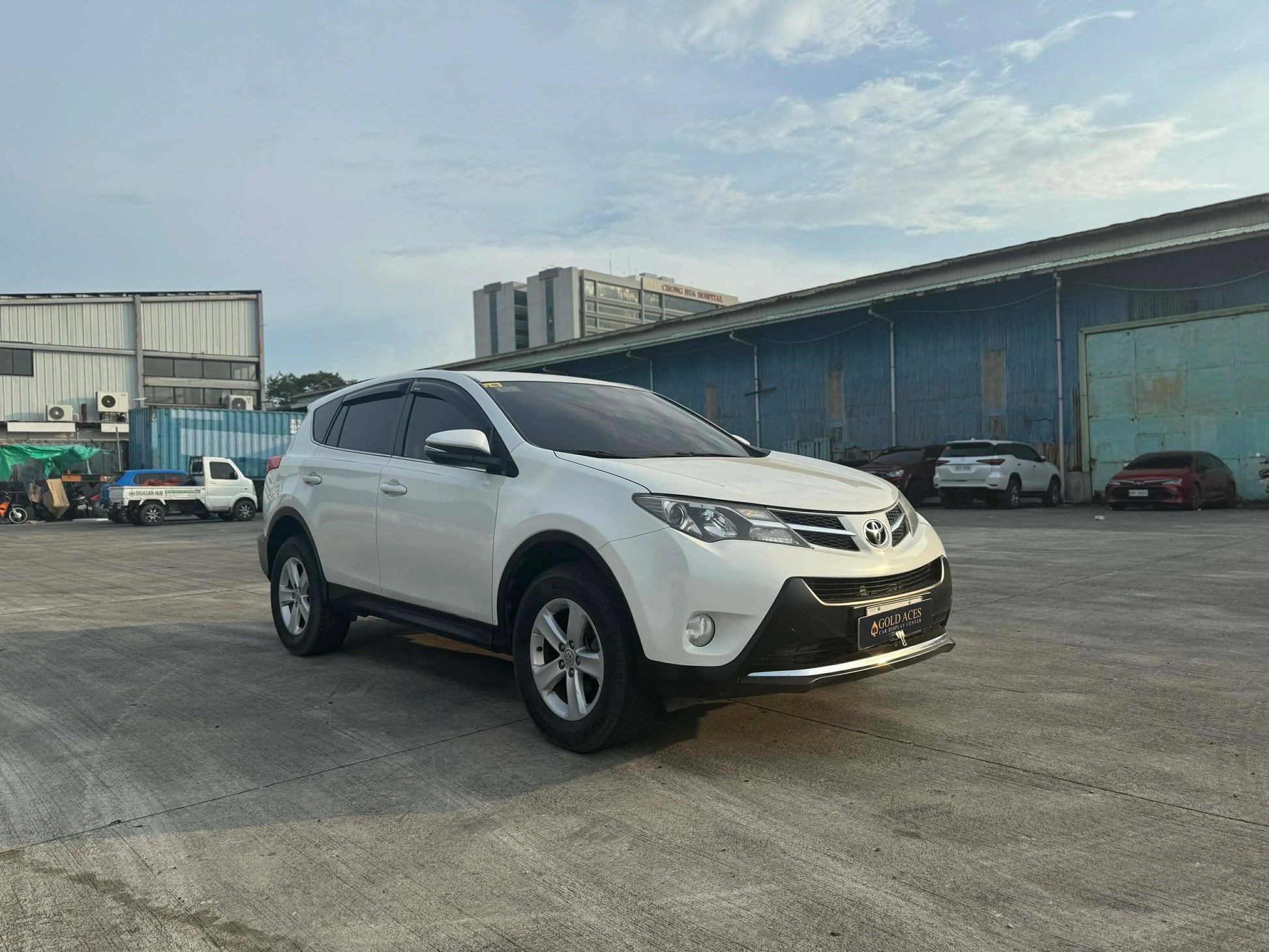 2014 TOYOTA RAV 4 2.5L GAS AUTOMATIC TRANSMISSION Gold Aces Car Display Center