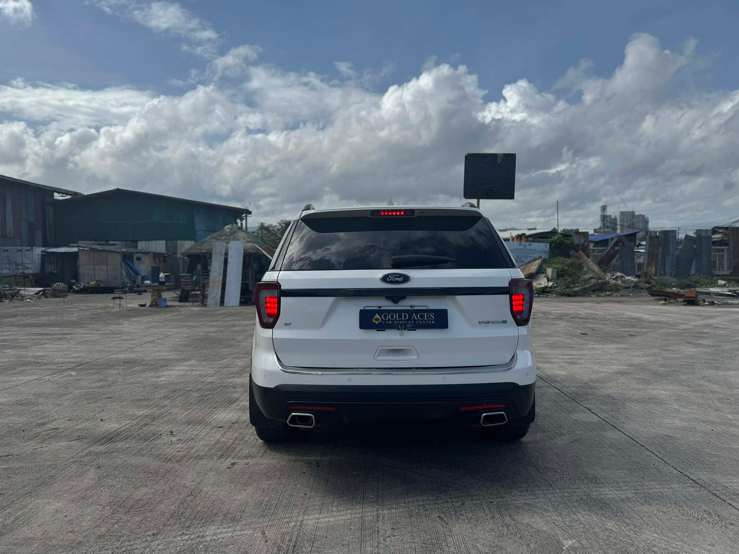 2016 FORD EXPLORER LIMITED 3.5L AUTOMATIC TRANSMISSION Gold Aces Car Display Center