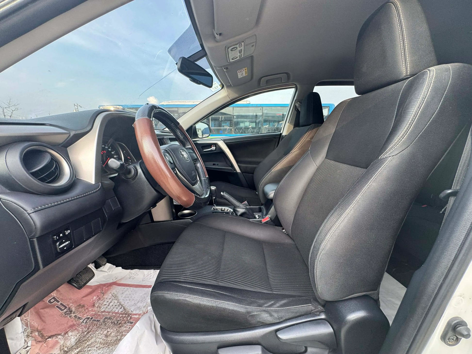 2014 TOYOTA RAV 4 2.5L GAS AUTOMATIC TRANSMISSION Gold Aces Car Display Center