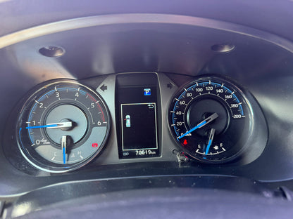 2023 TOYOTA HILUX 2.4L 4X2 CONQUEST AUTOMATIC TRANSMISSION Gold Aces Car Display Center