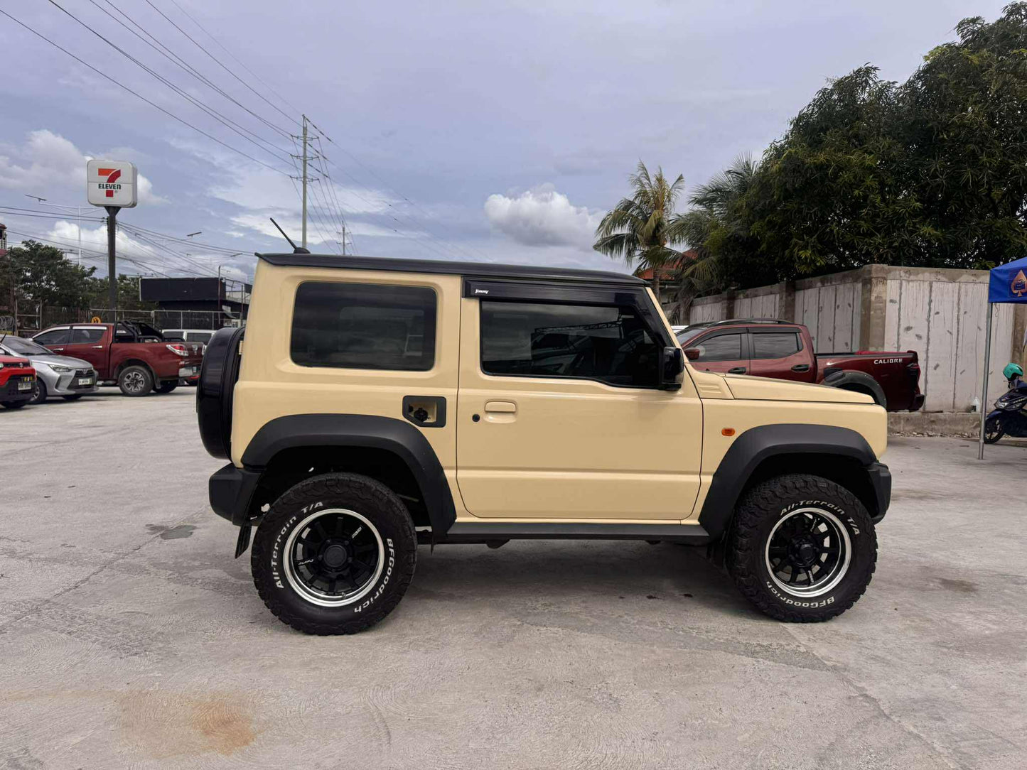 2021 SUZUKI JIMNY 1.5L GLX 4X4 AUTOMATIC TRANSMISSION (10T KMS ONLY!) Gold Aces Car Display Center