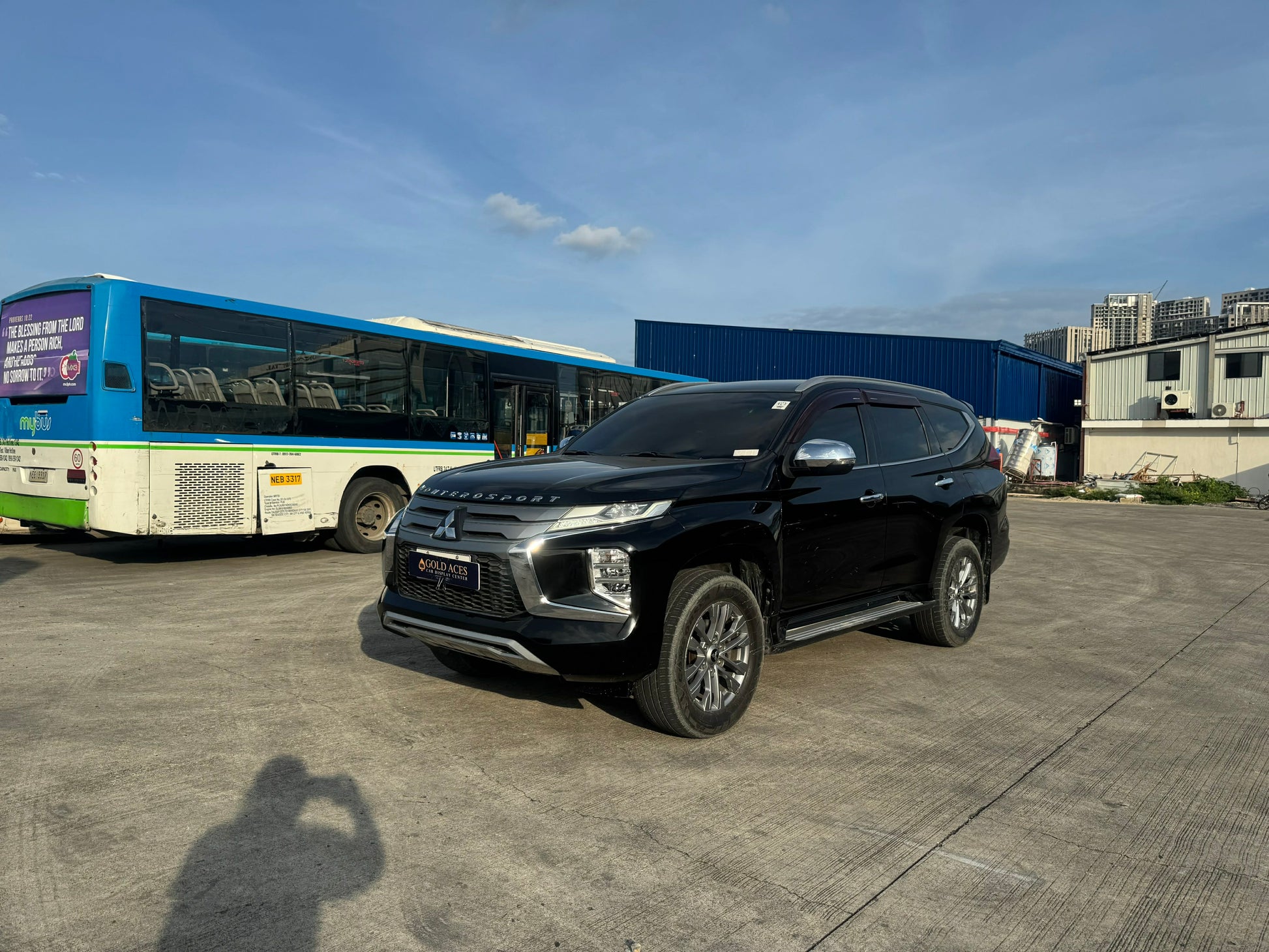 2020 MITSUBISHI MONTERO SPORTS GLS 2.4L DSL AUTOMATIC TRANSMISSION Gold Aces Car Display Center