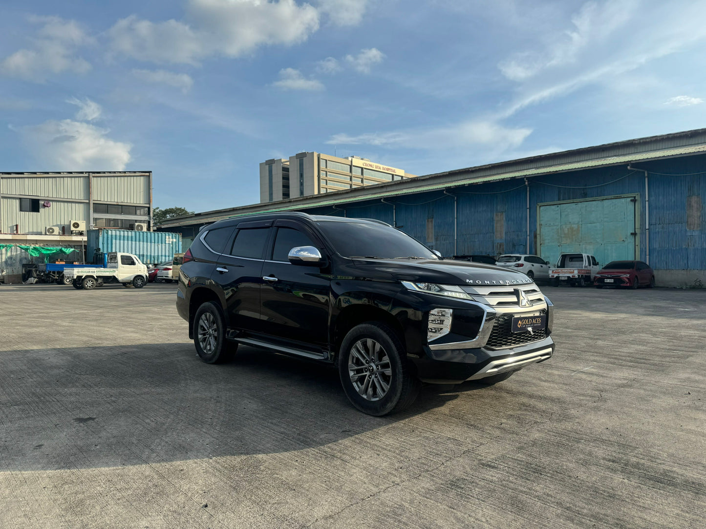 2020 MITSUBISHI MONTERO SPORTS GLS 2.4L DSL AUTOMATIC TRANSMISSION Gold Aces Car Display Center