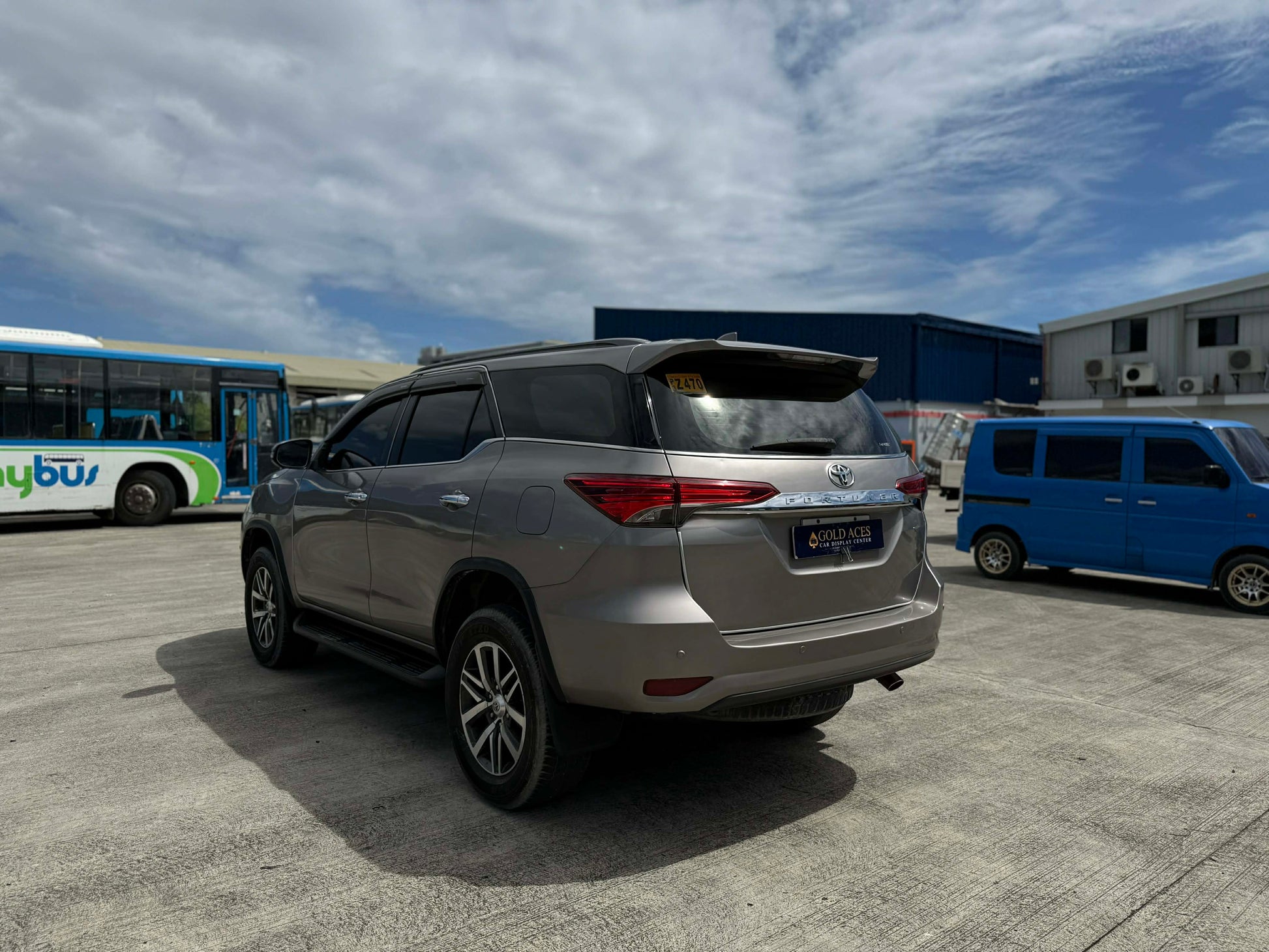 2019 TOYOTA FORTUNER 2.4L V 4X2 AUTOMATIC TRANSMISSION TOYOTA