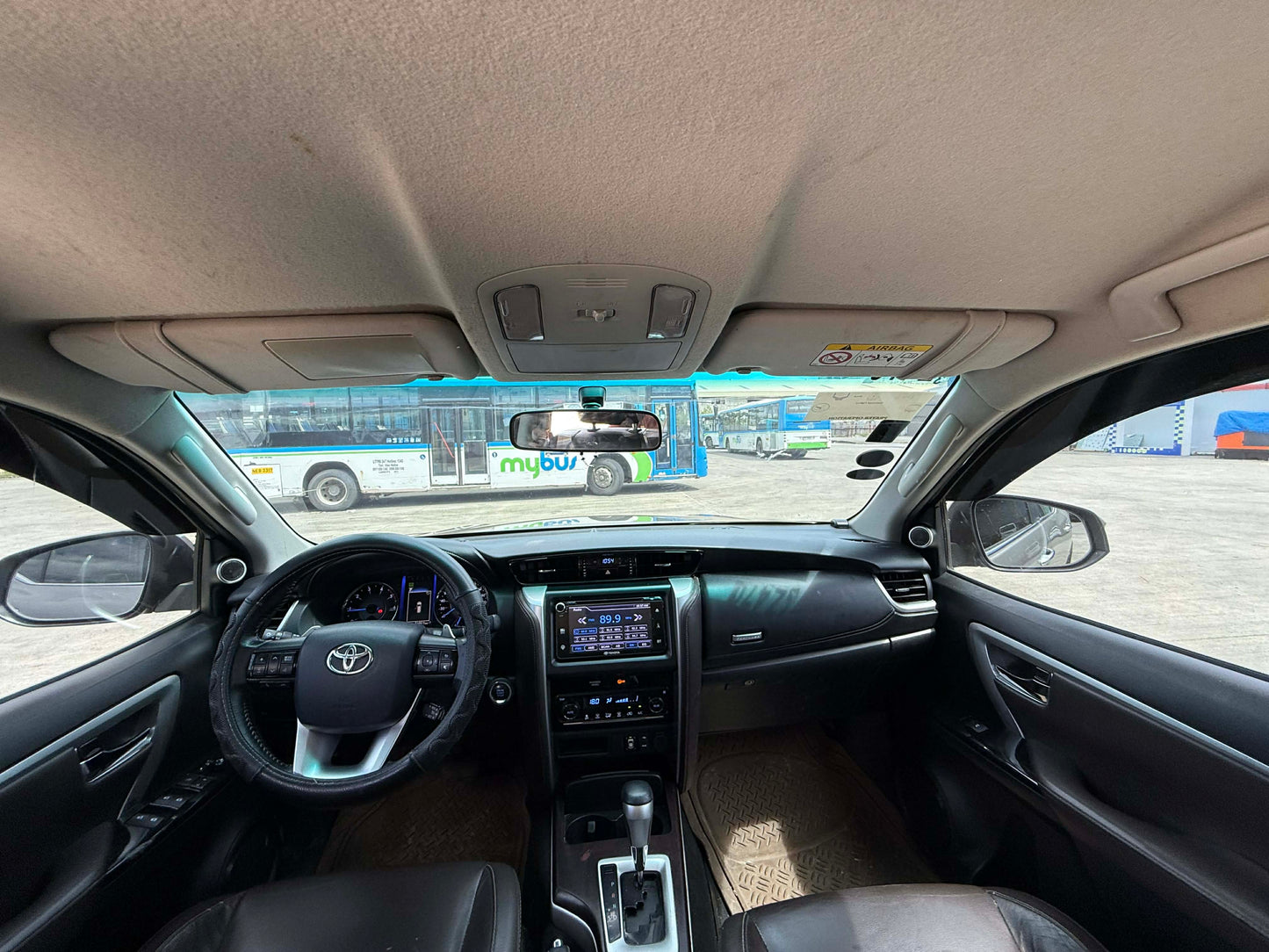 2019 TOYOTA FORTUNER 2.4L V 4X2 AUTOMATIC TRANSMISSION TOYOTA
