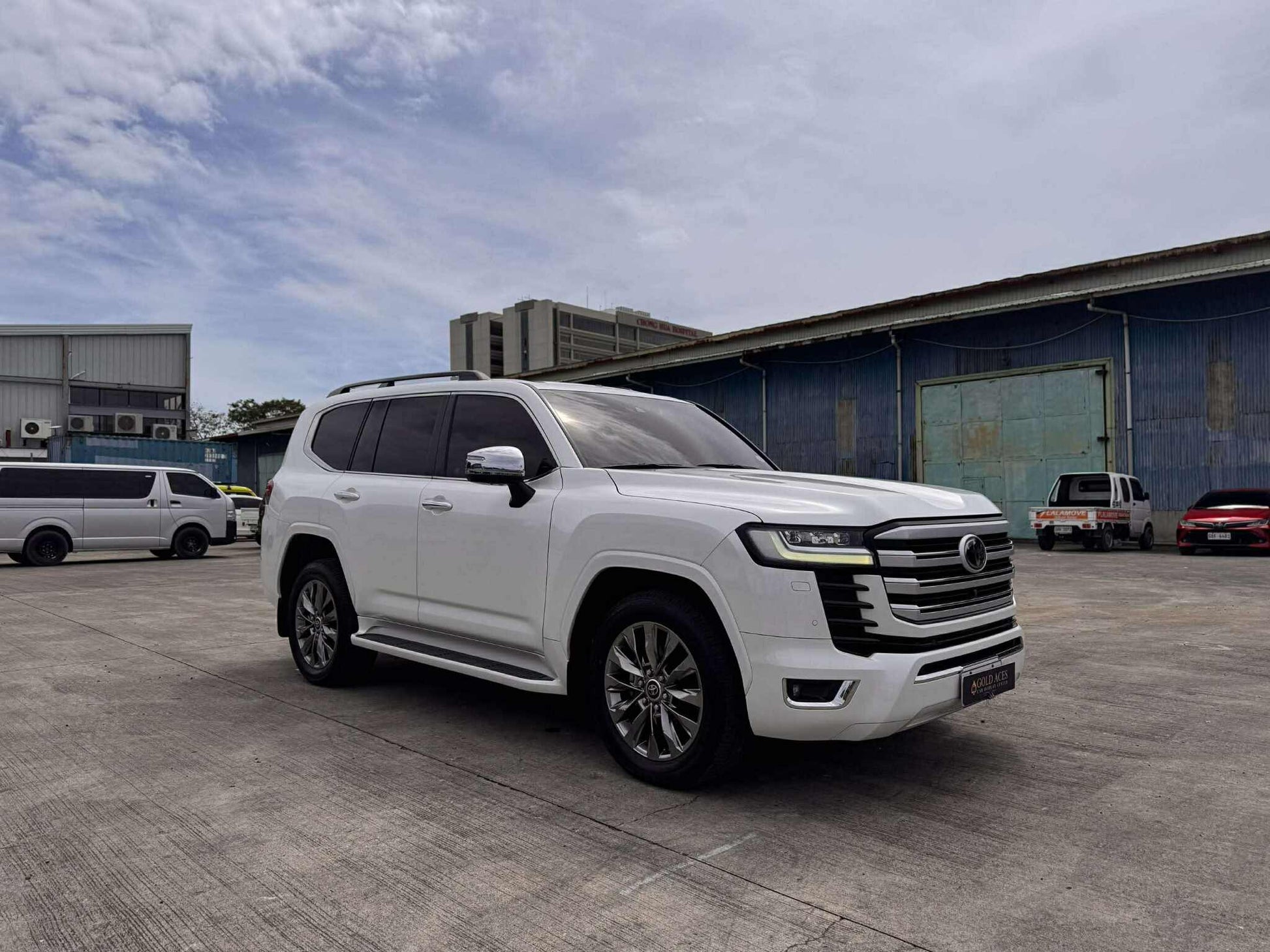 2022 TOYOTA LC300 3.3L 4X4 AUTOMATIC TRANSMISSION Gold Aces Car Display Center