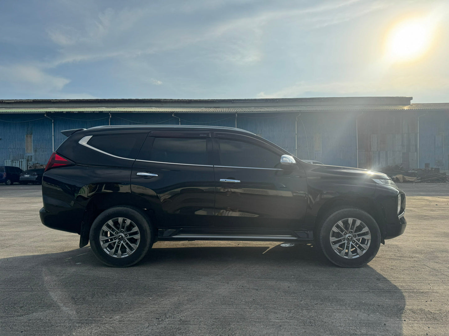 2020 MITSUBISHI MONTERO SPORTS GLS 2.4L DSL AUTOMATIC TRANSMISSION Gold Aces Car Display Center