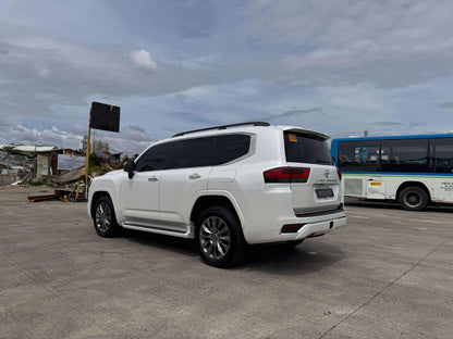 2022 TOYOTA LC300 3.3L 4X4 AUTOMATIC TRANSMISSION Gold Aces Car Display Center