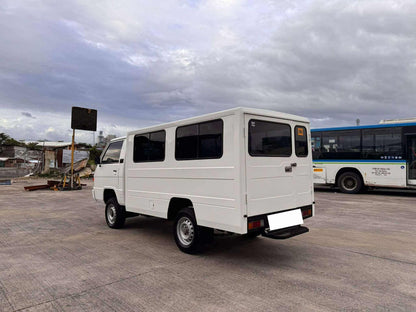 2023 MITSUBISHI L300 2.2L DSL MANUAL TRANSMISSION Gold Aces Car Display Center