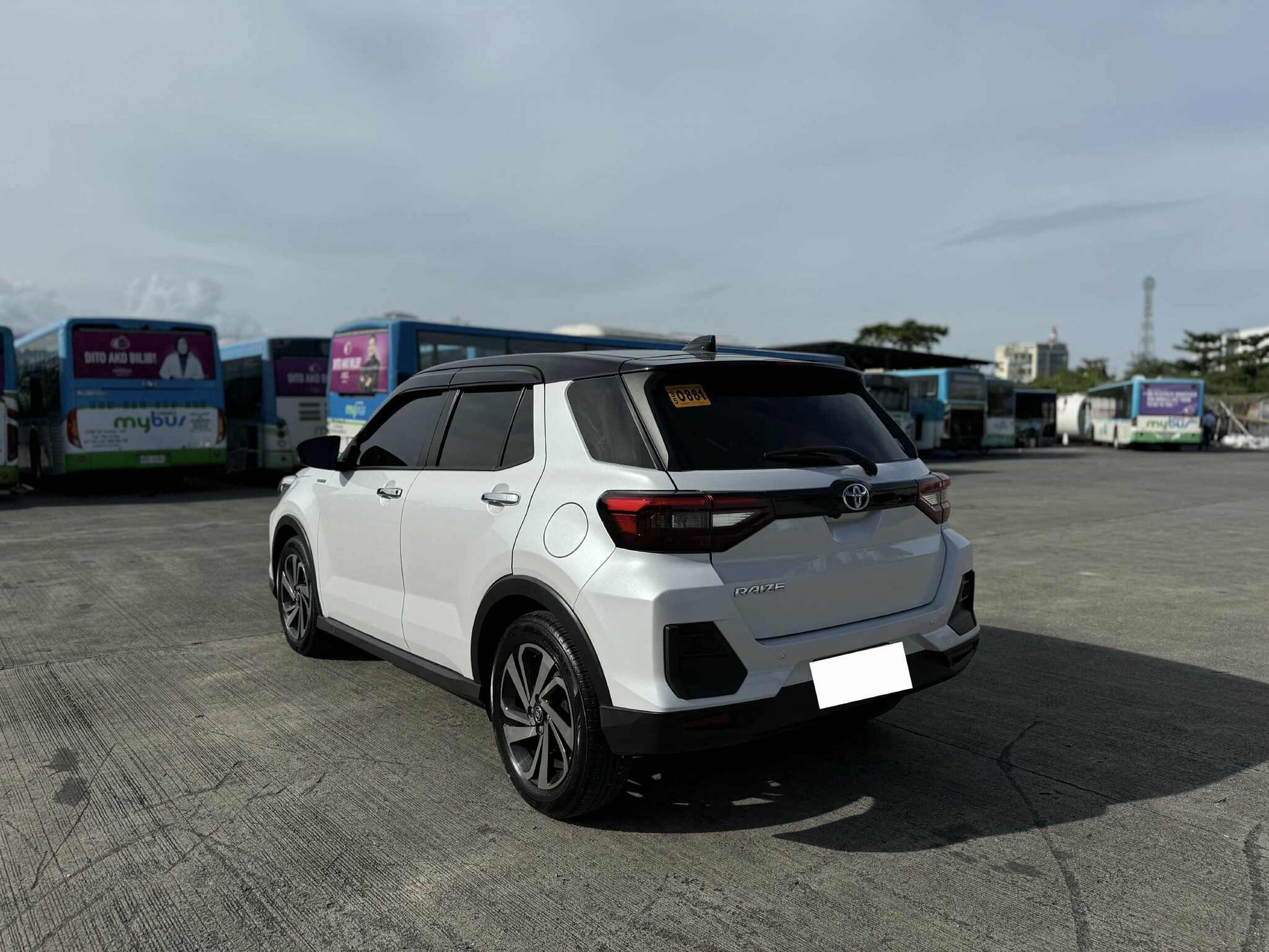 2022 TOYOTA RAIZE 1.0L TURBO AUTOMATIC TRANSMISSION (20T KMS ONLY!) Gold Aces Car Display Center