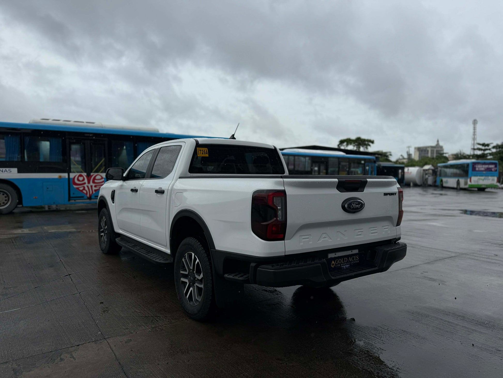 2025 FORD RANGER SPORT 2.0L TURBO DSL 4X4 AUTOMATIC TRANSMISSION Gold Aces Car Display Center